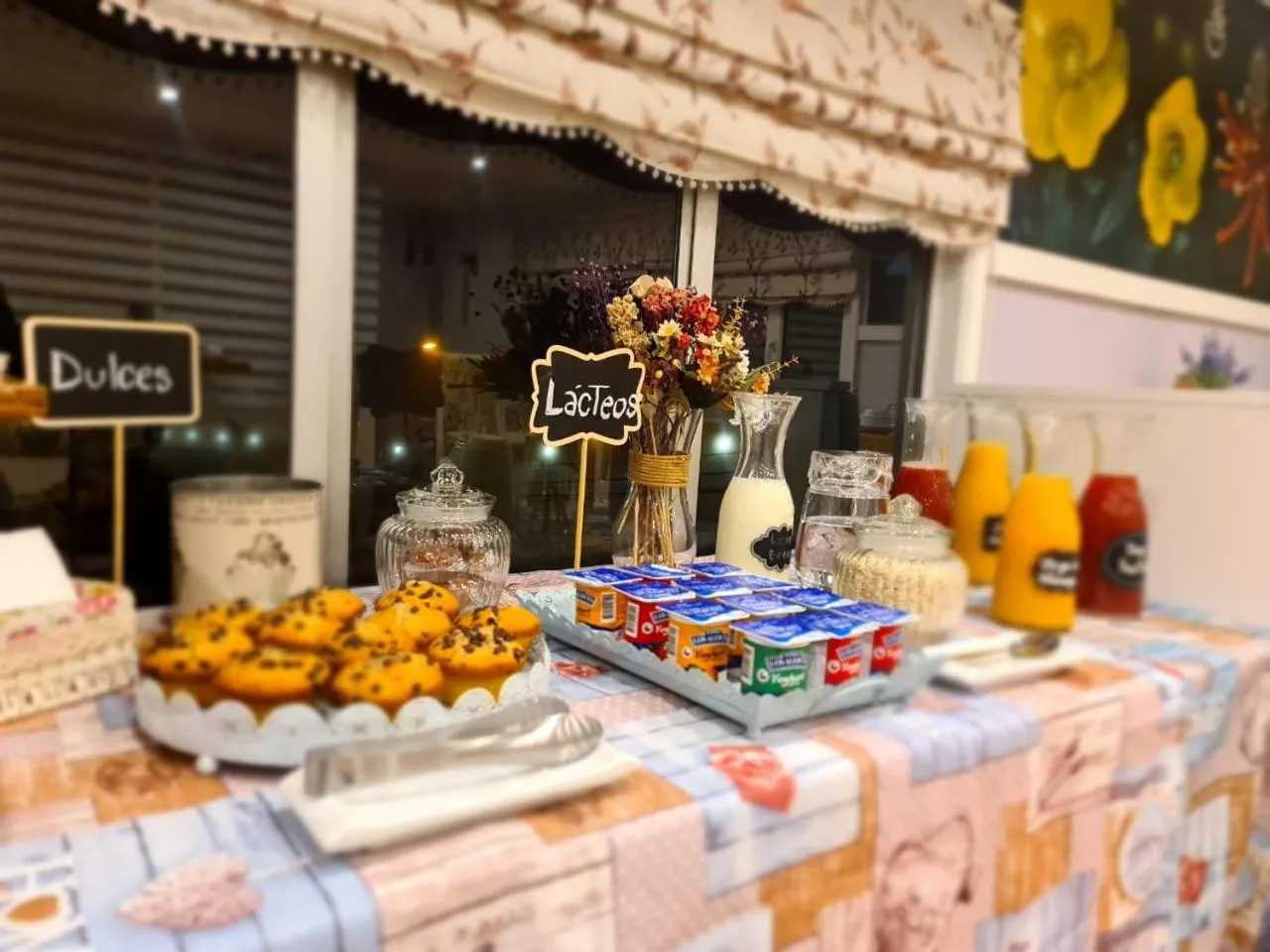 Breakfast in Arte Brisa Hostal Boutique