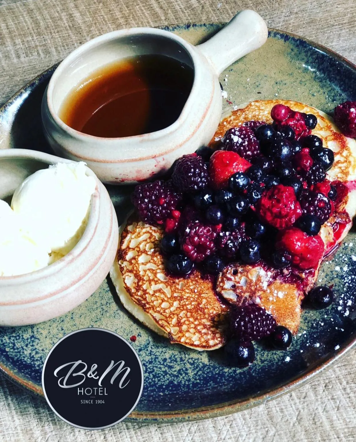 Breakfast in Bull and Mouth Hotel Maryborough Victoria