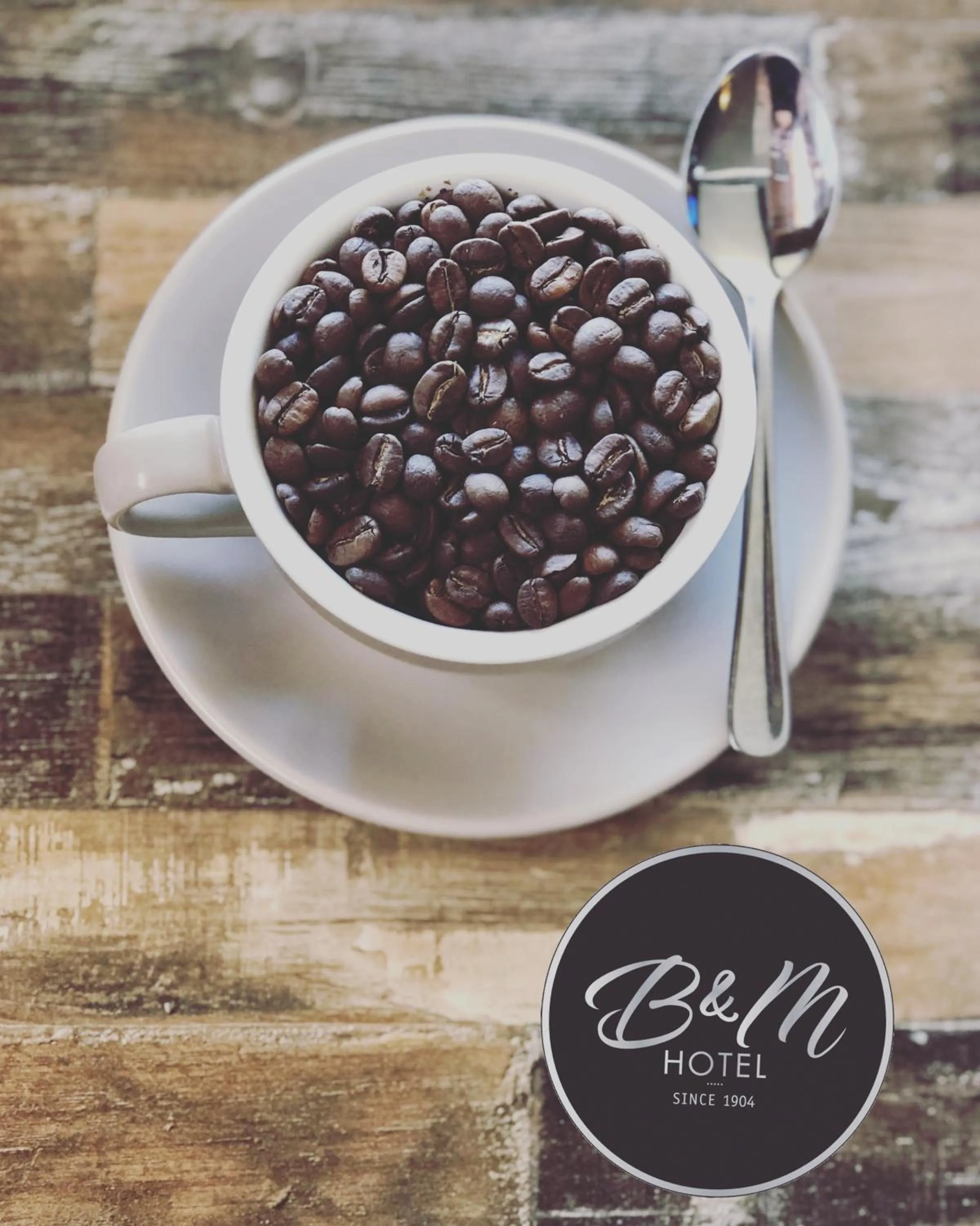 Restaurant/places to eat in Bull and Mouth Hotel Maryborough Victoria