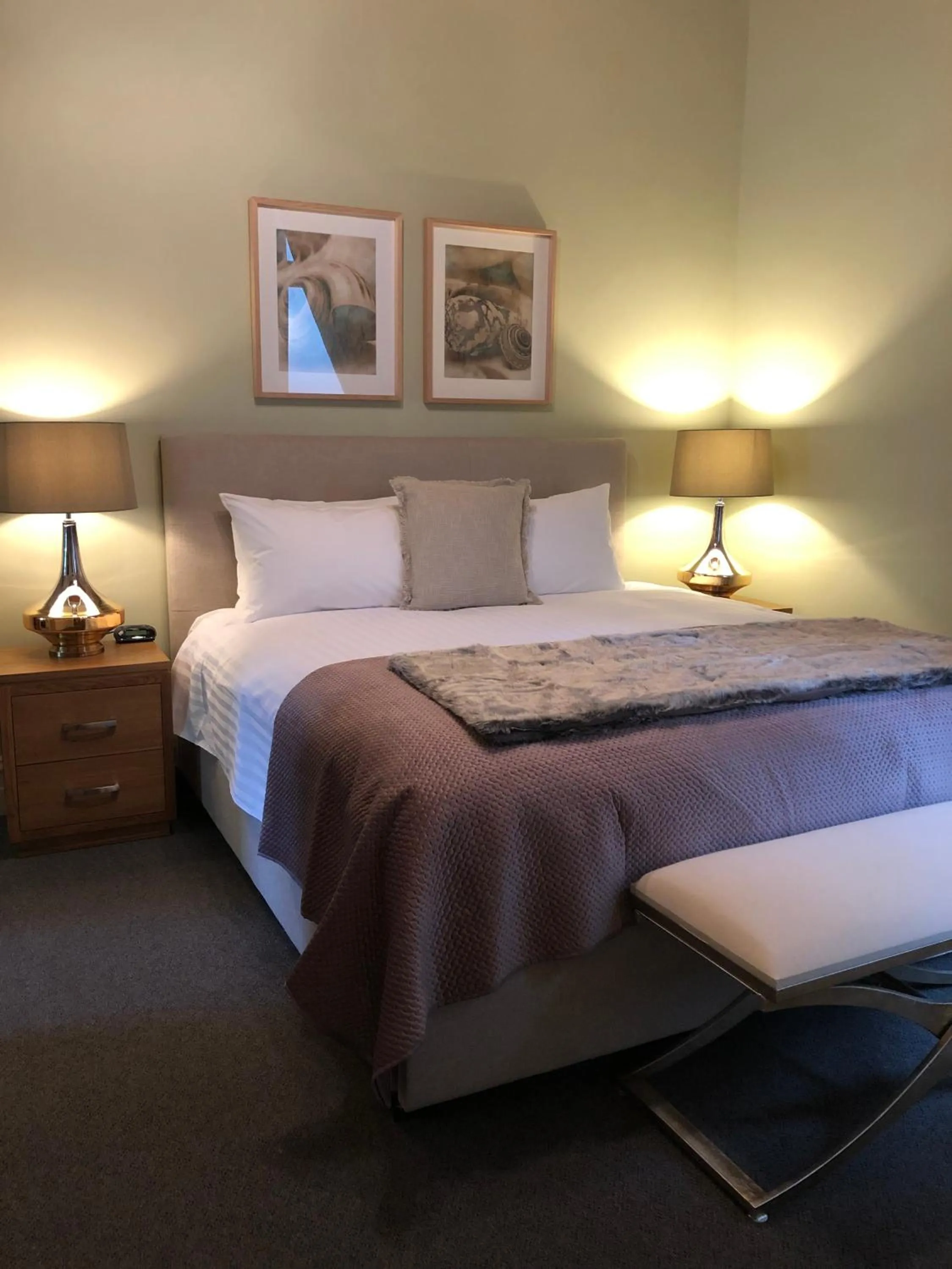 Bed in Bull and Mouth Hotel Maryborough Victoria