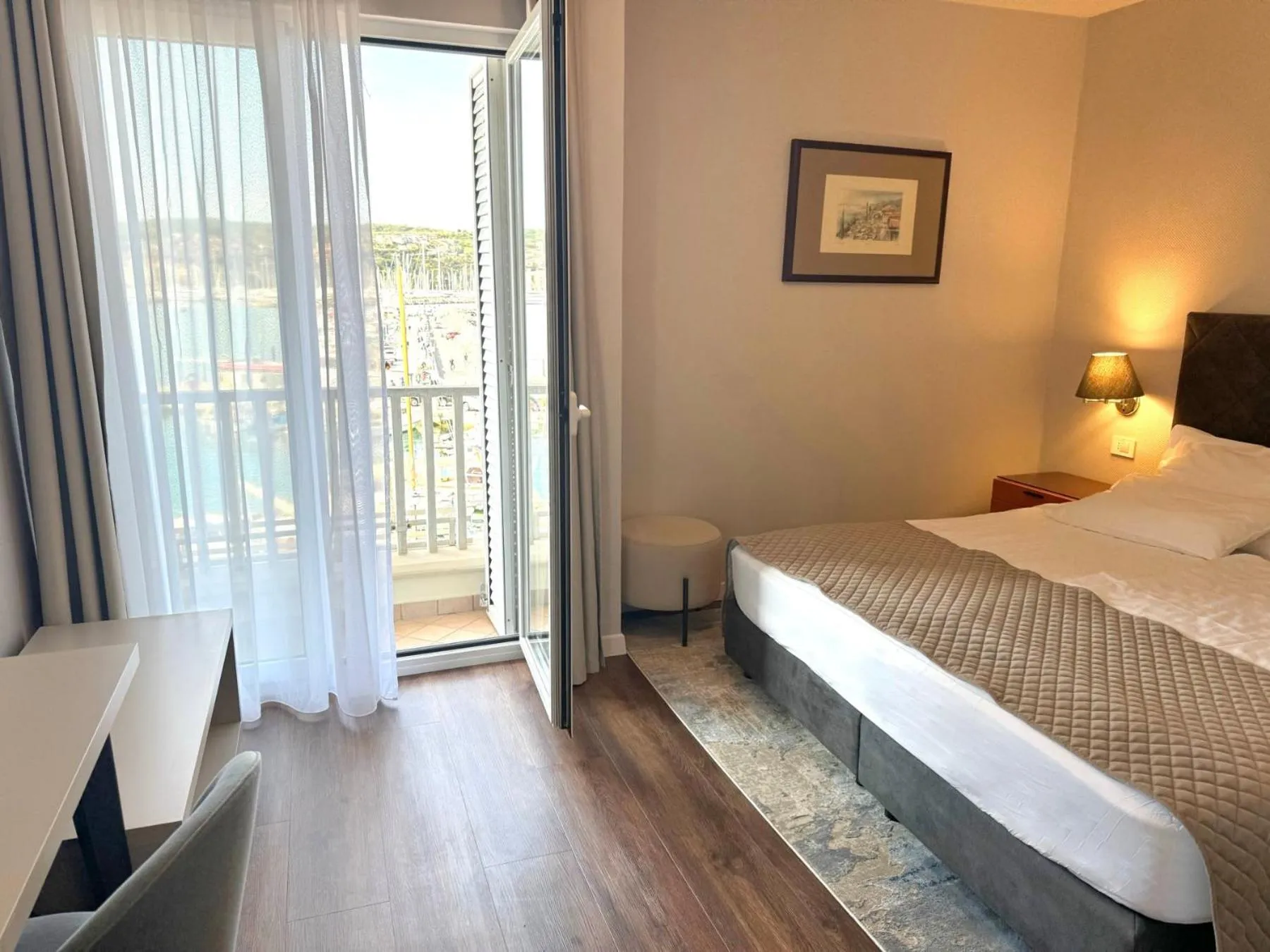 Bedroom, Bed in Hotel Marina