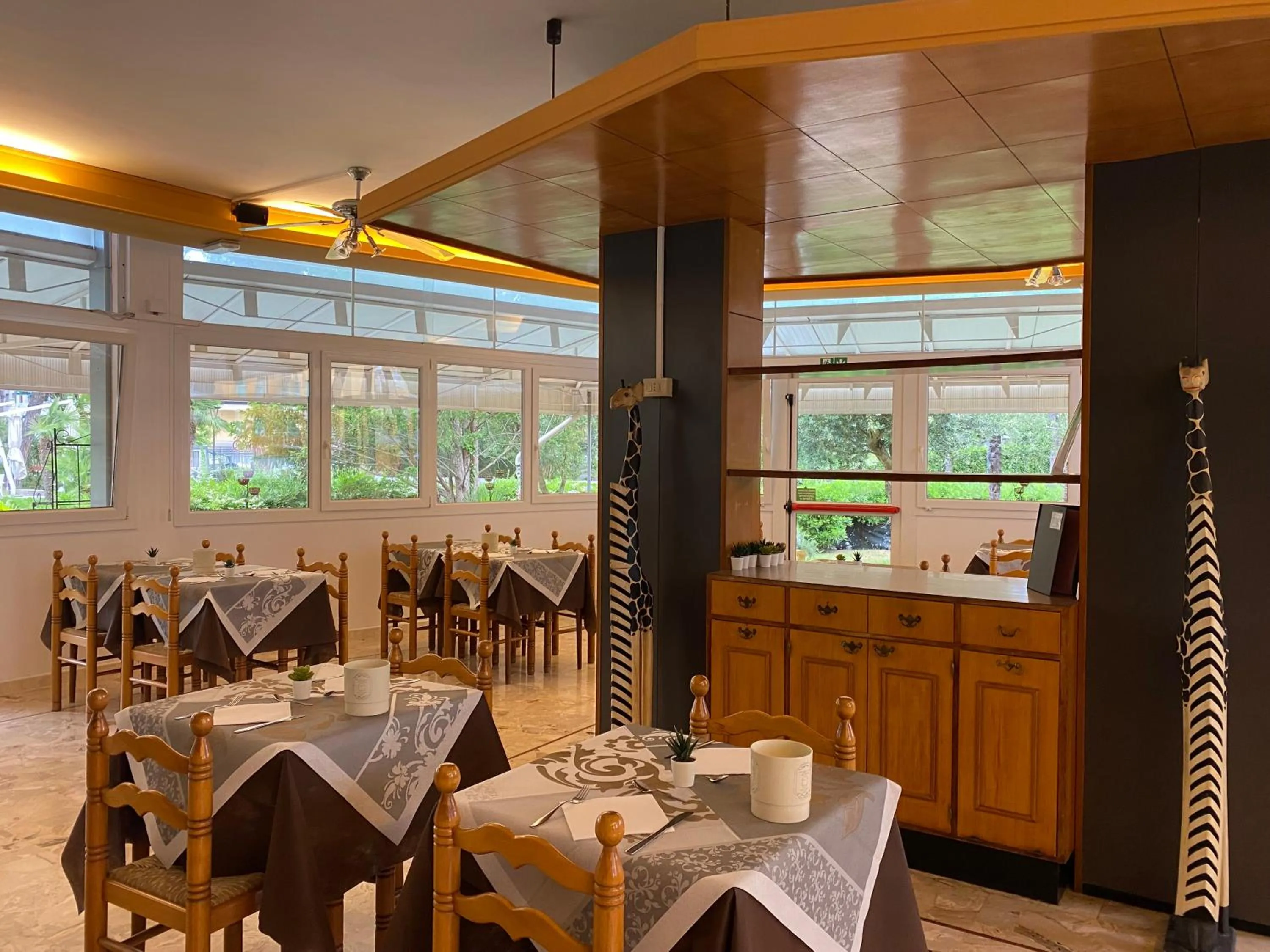 Restaurant/places to eat in Hotel Rosapineta - Adults Only