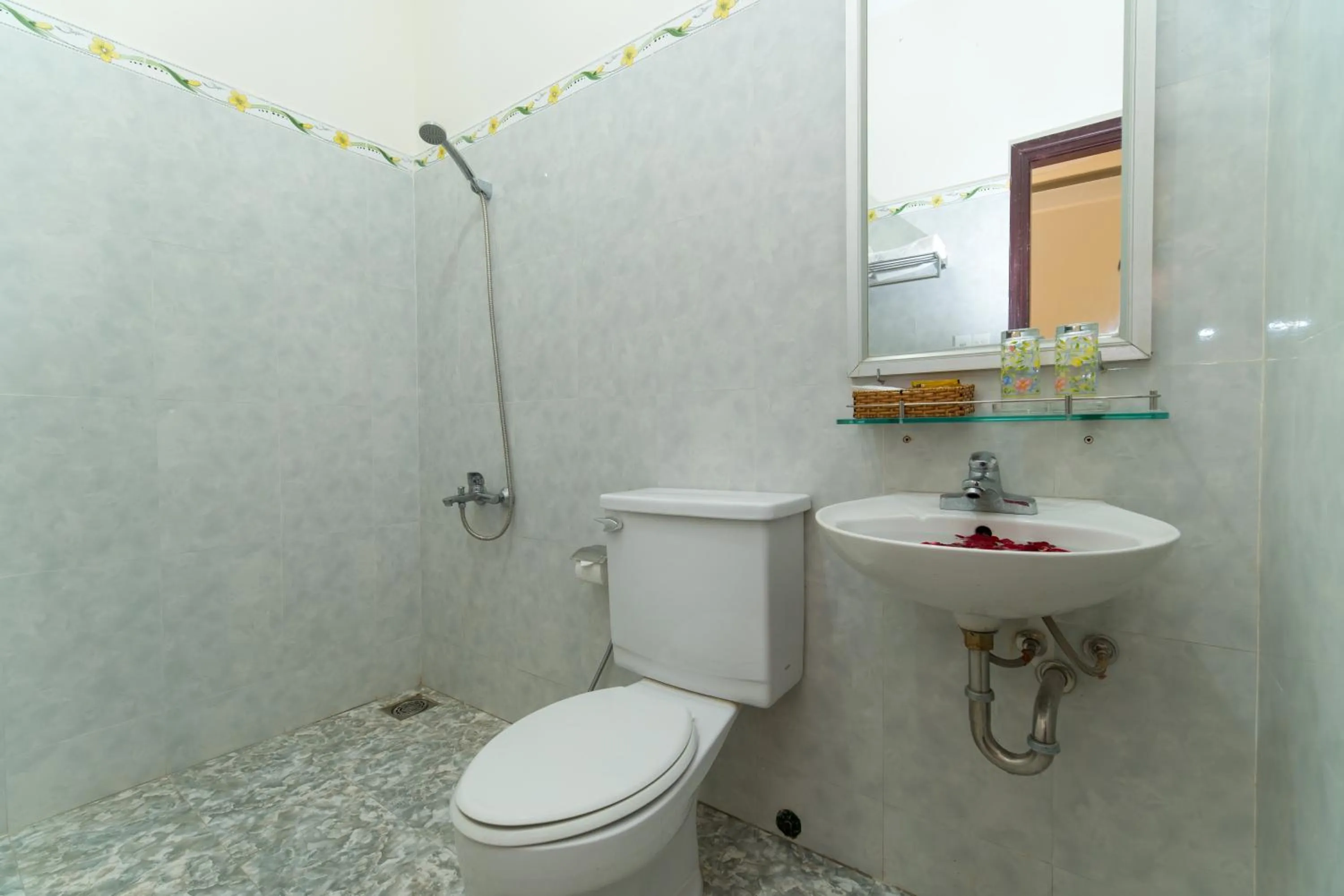 Bathroom in Hoa Thu Homestay