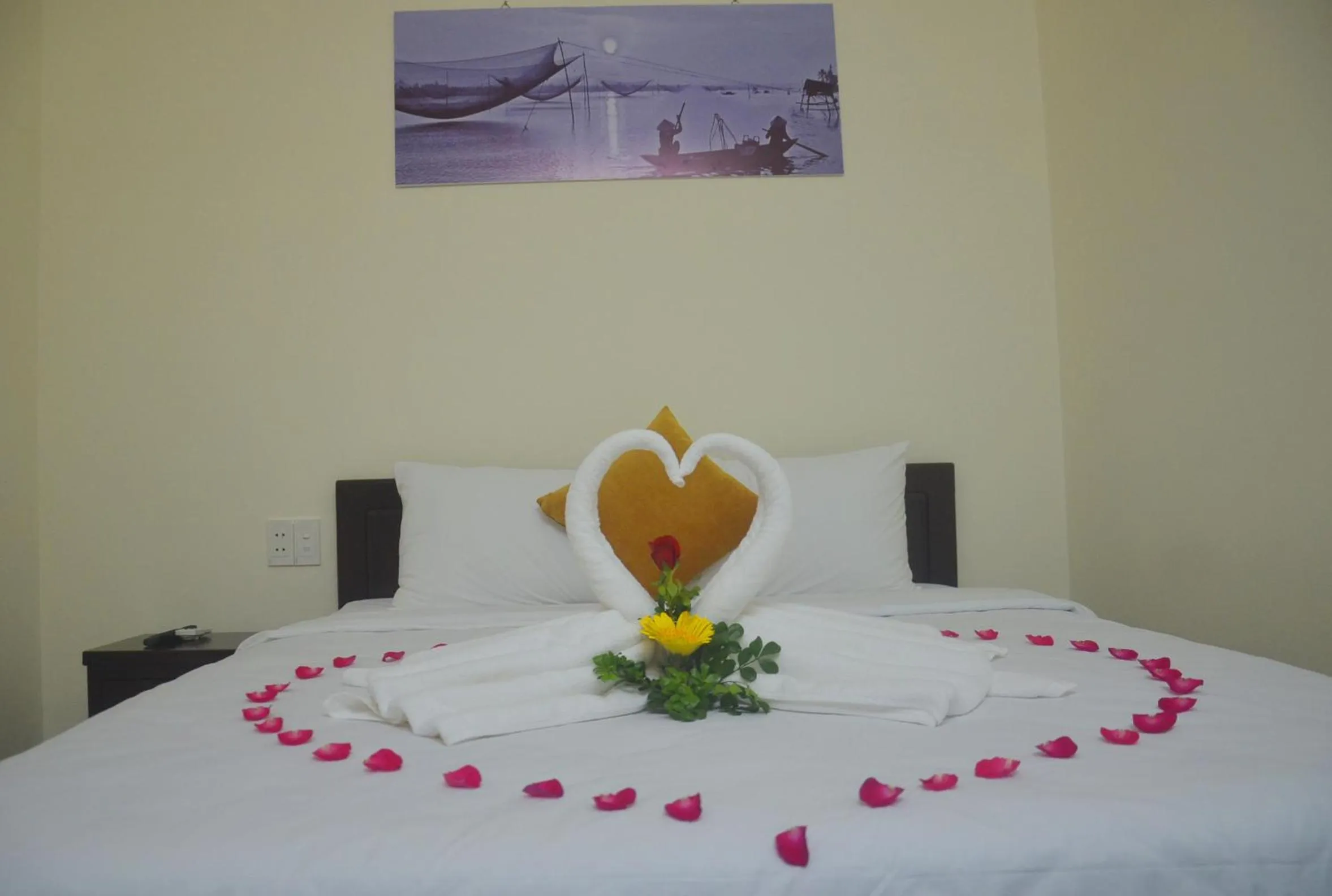 Bedroom, Bed in Hoa Thu Homestay