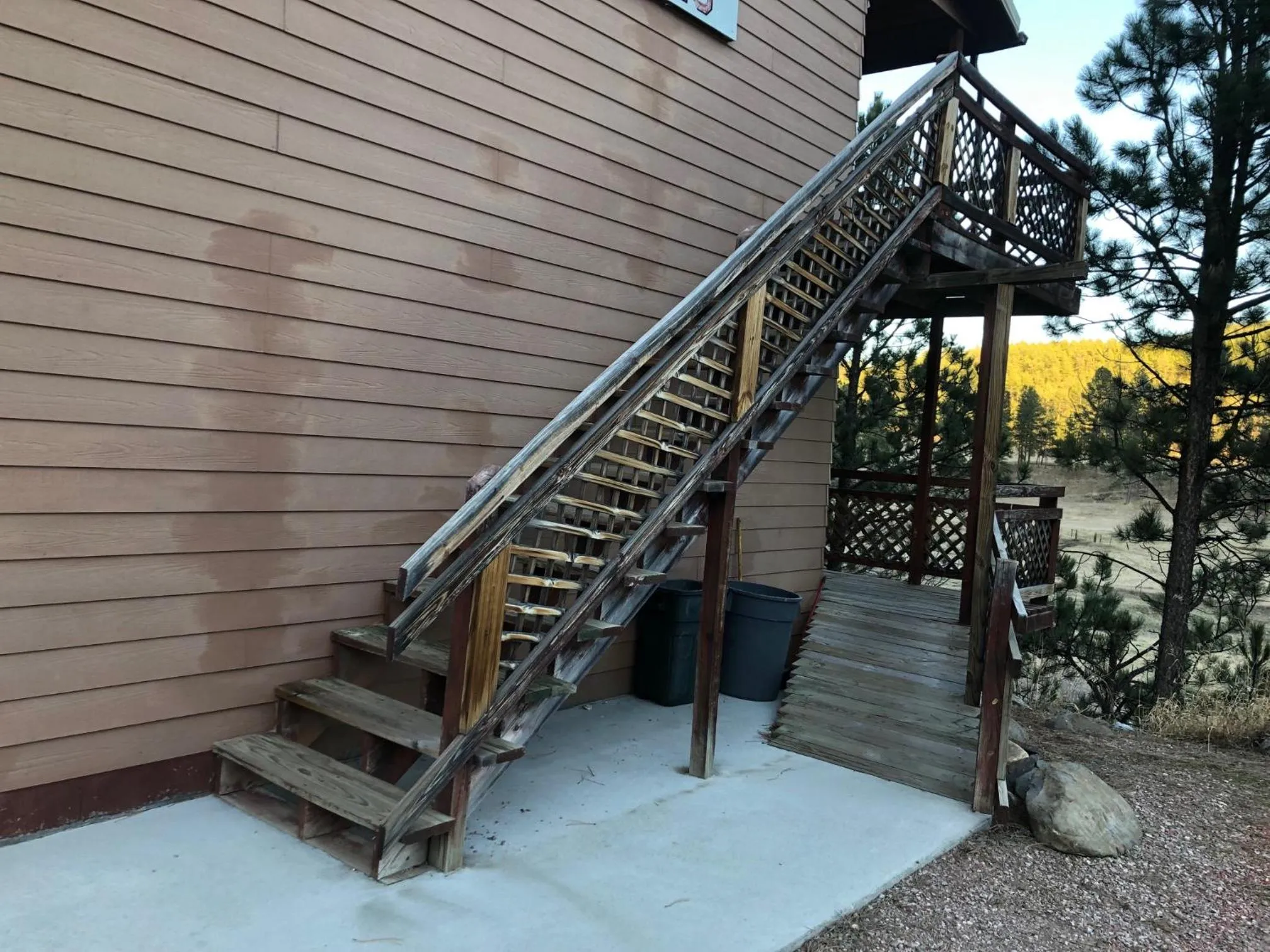 Facade/entrance in Black Hills Cabins at Quail's Crossing