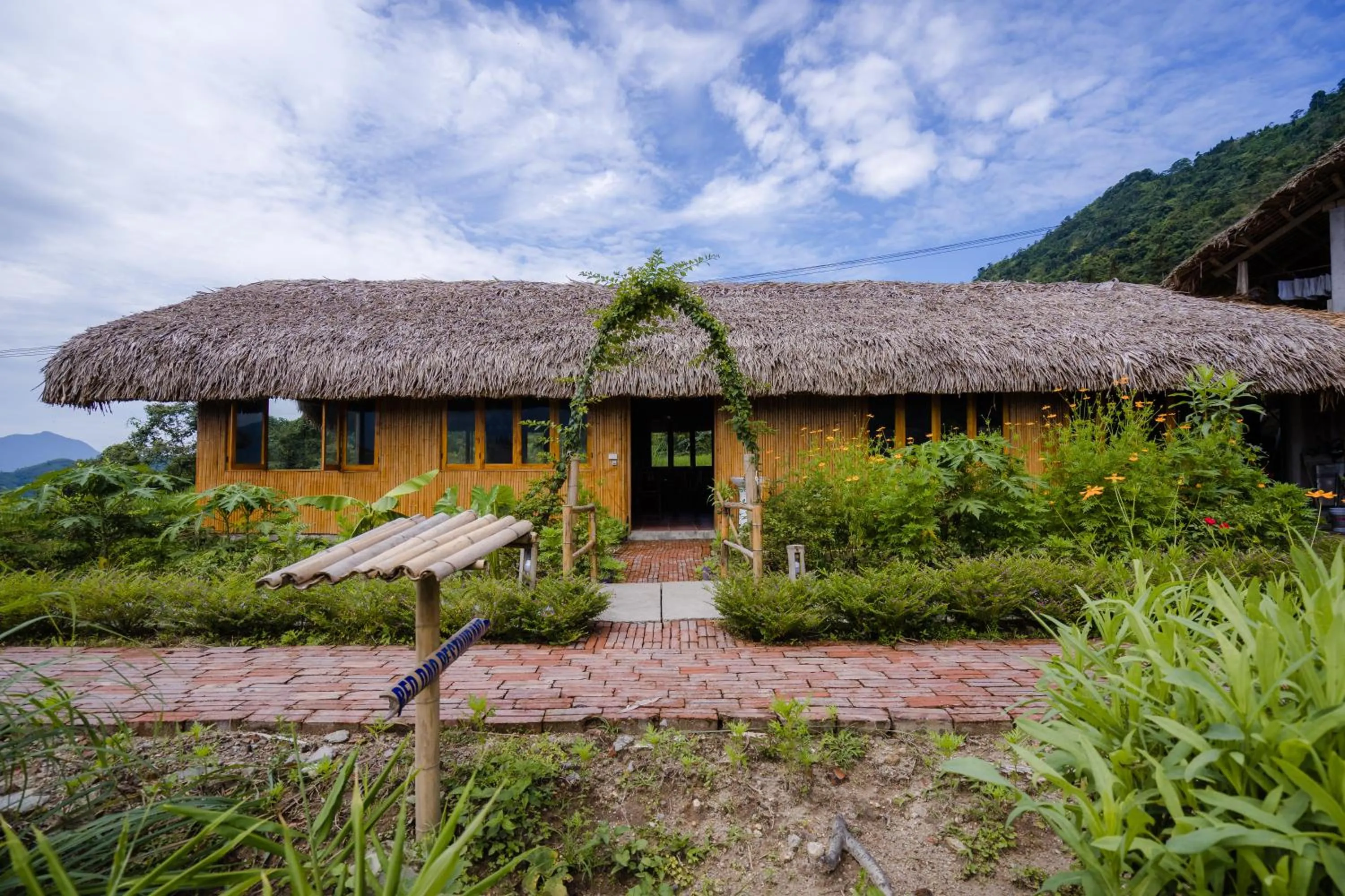 Hoang Su Phi Lodge