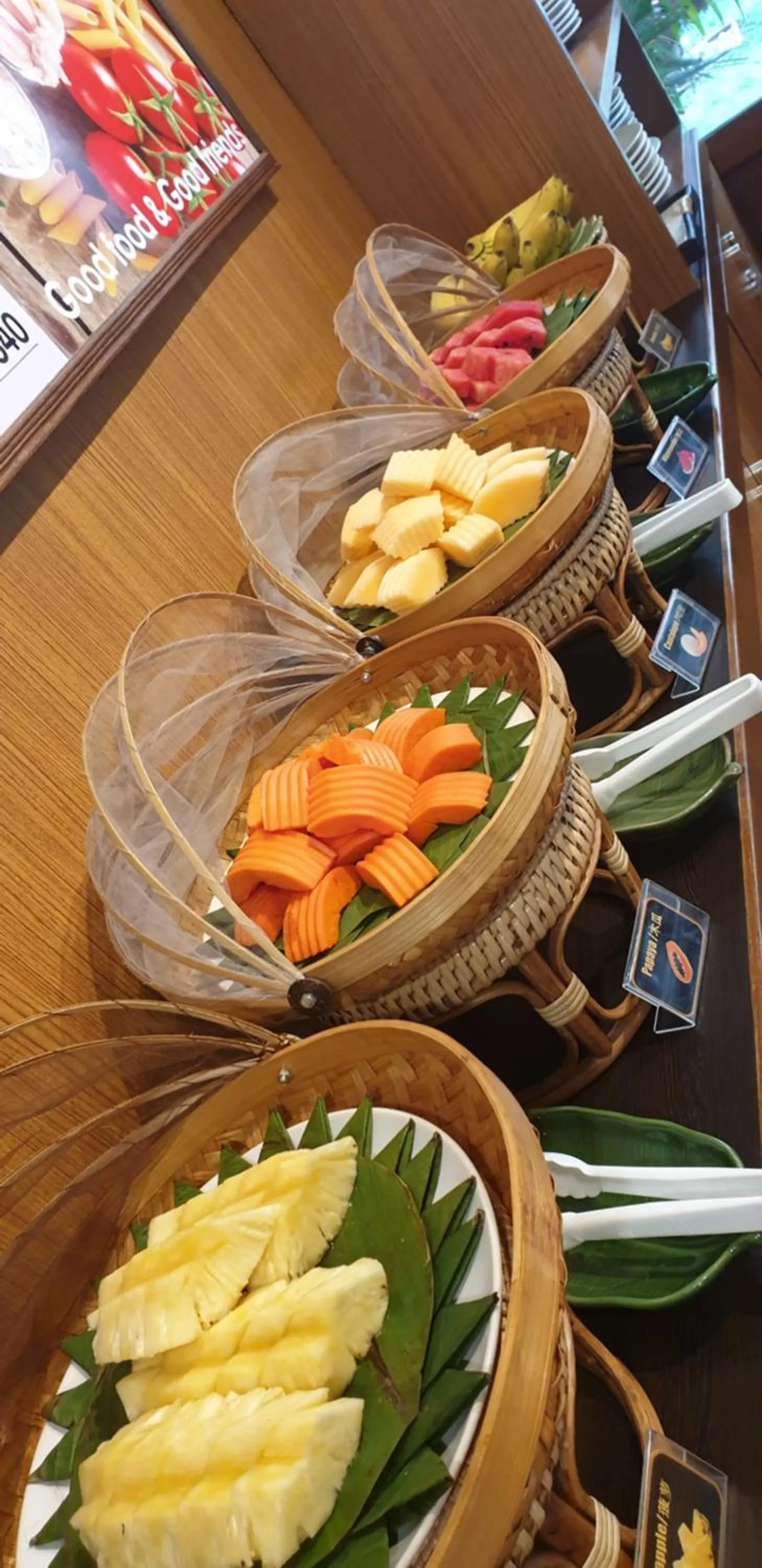 Restaurant/places to eat in Chada Mantra Hotel