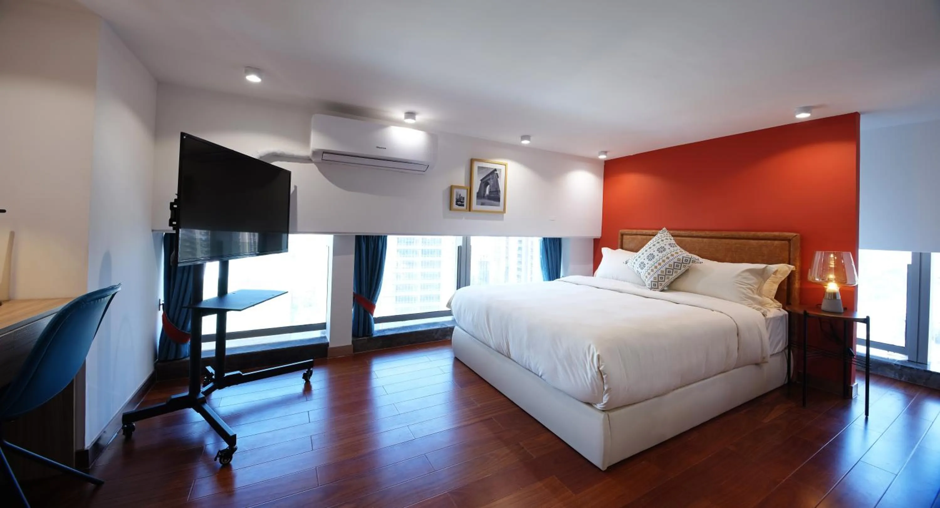 Bedroom, Bed in Royal Star Apartment(Guangzhou Central City Branch)
