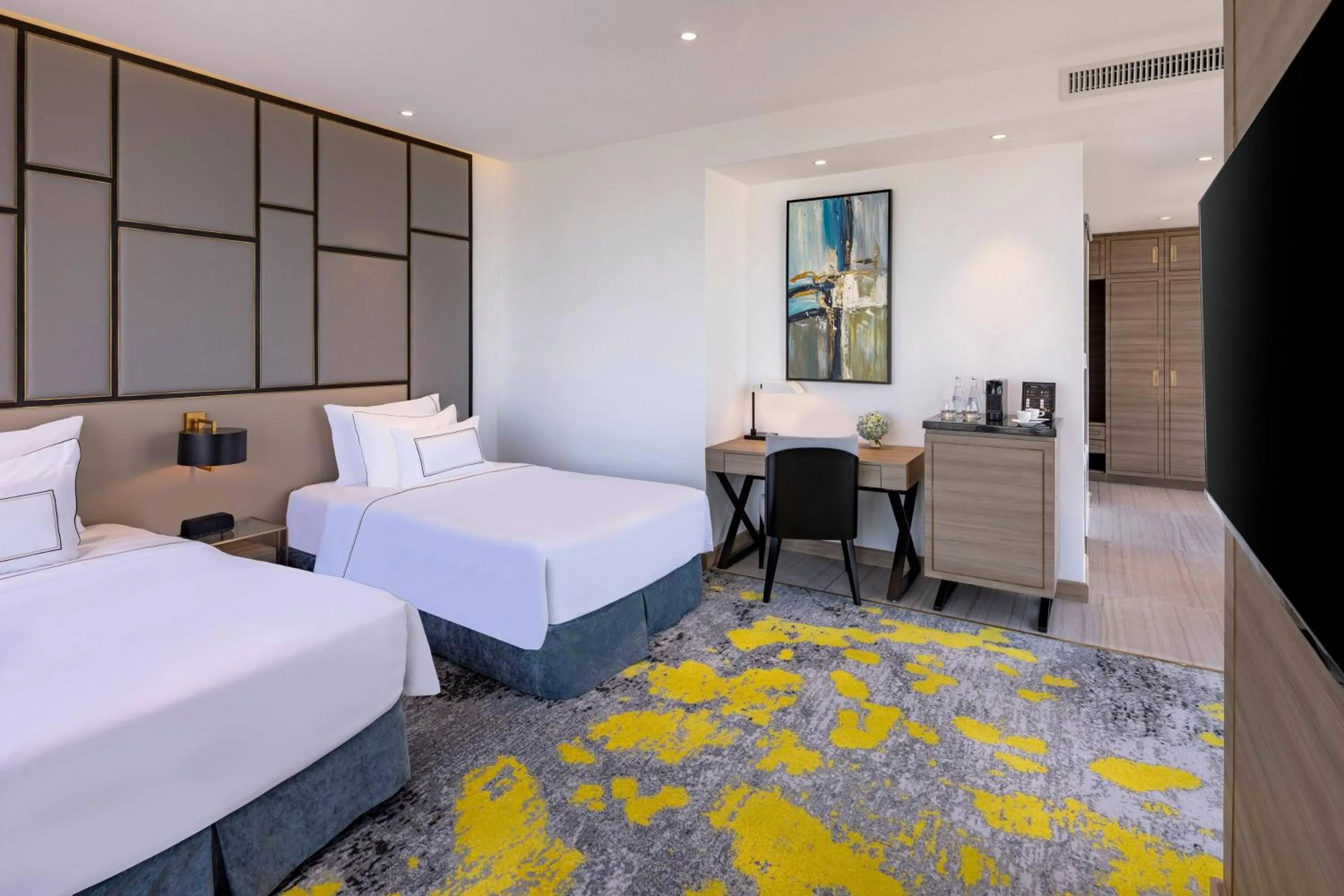 Property building, Bed in Meliá Vinpearl Thanh Hoa