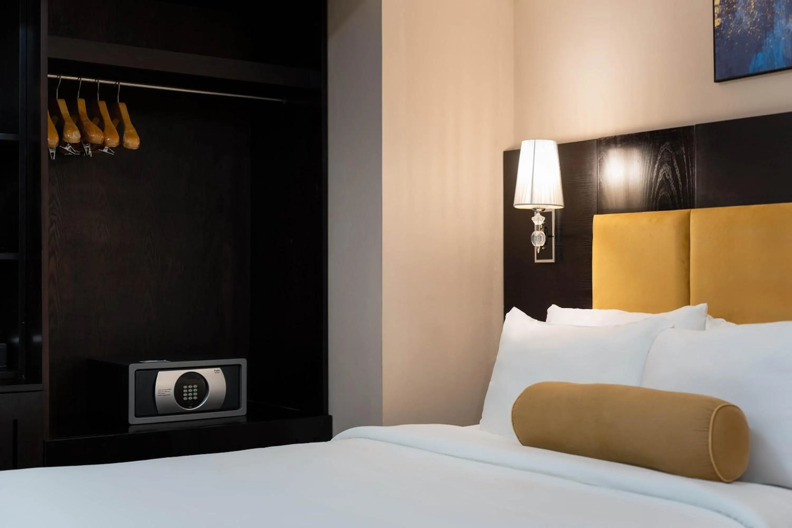 Bed in Beryl Charm Hotel and Spa