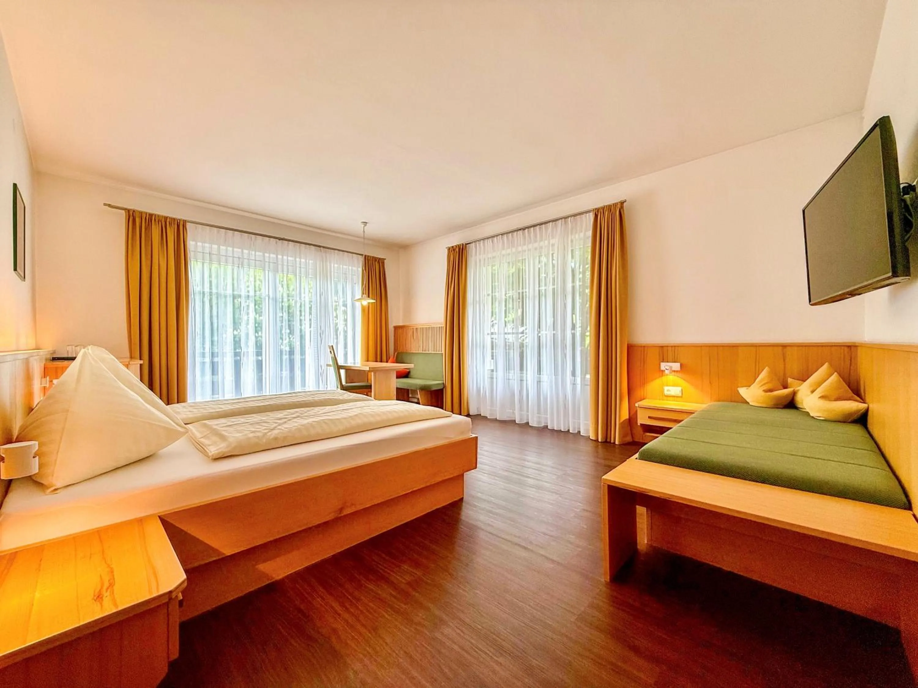 Bed in mühlbacher - inklusive kostenfreiem Eintritt in die Alpentherme