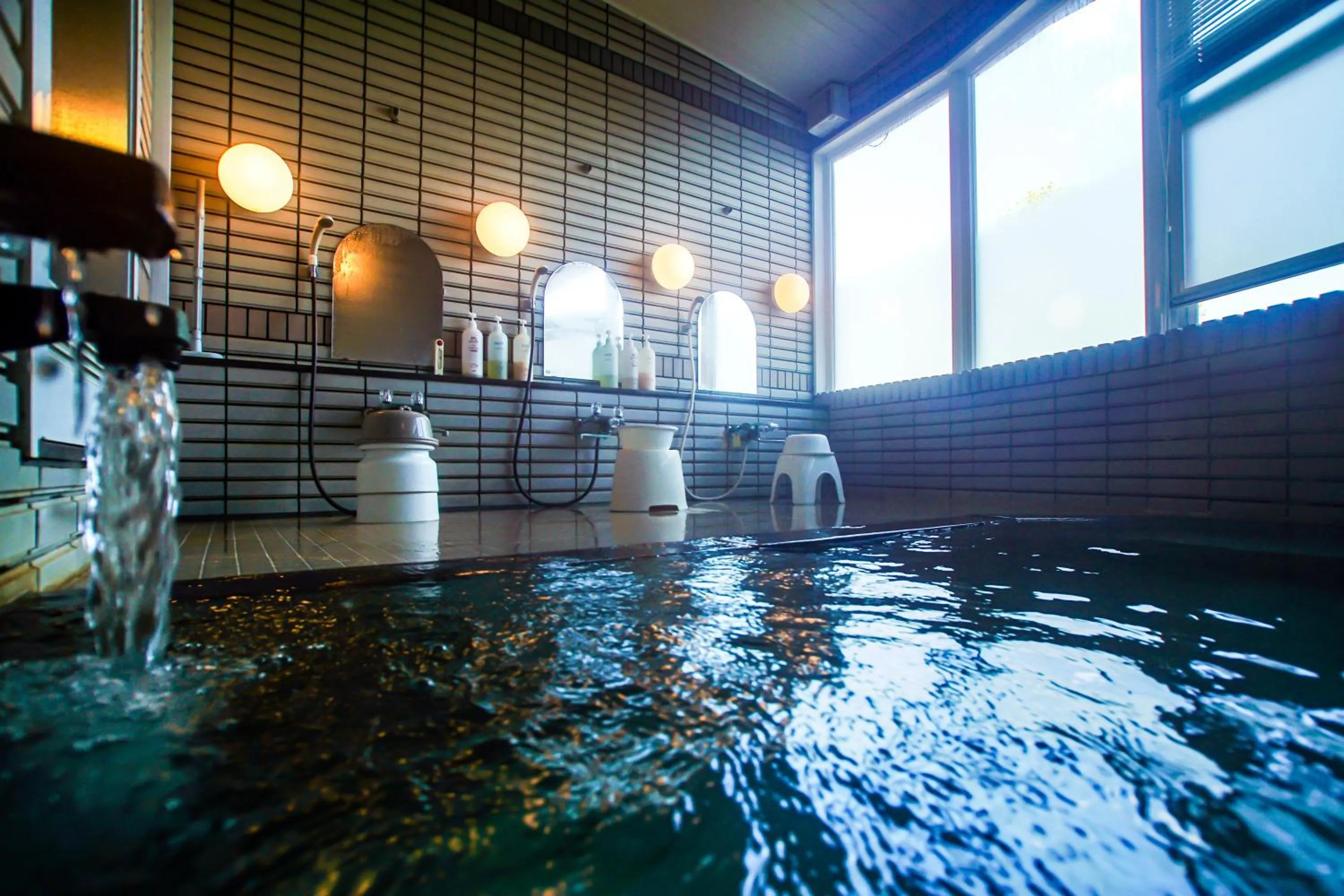 Hot Spring Bath in Pension Entre - deux - Mers