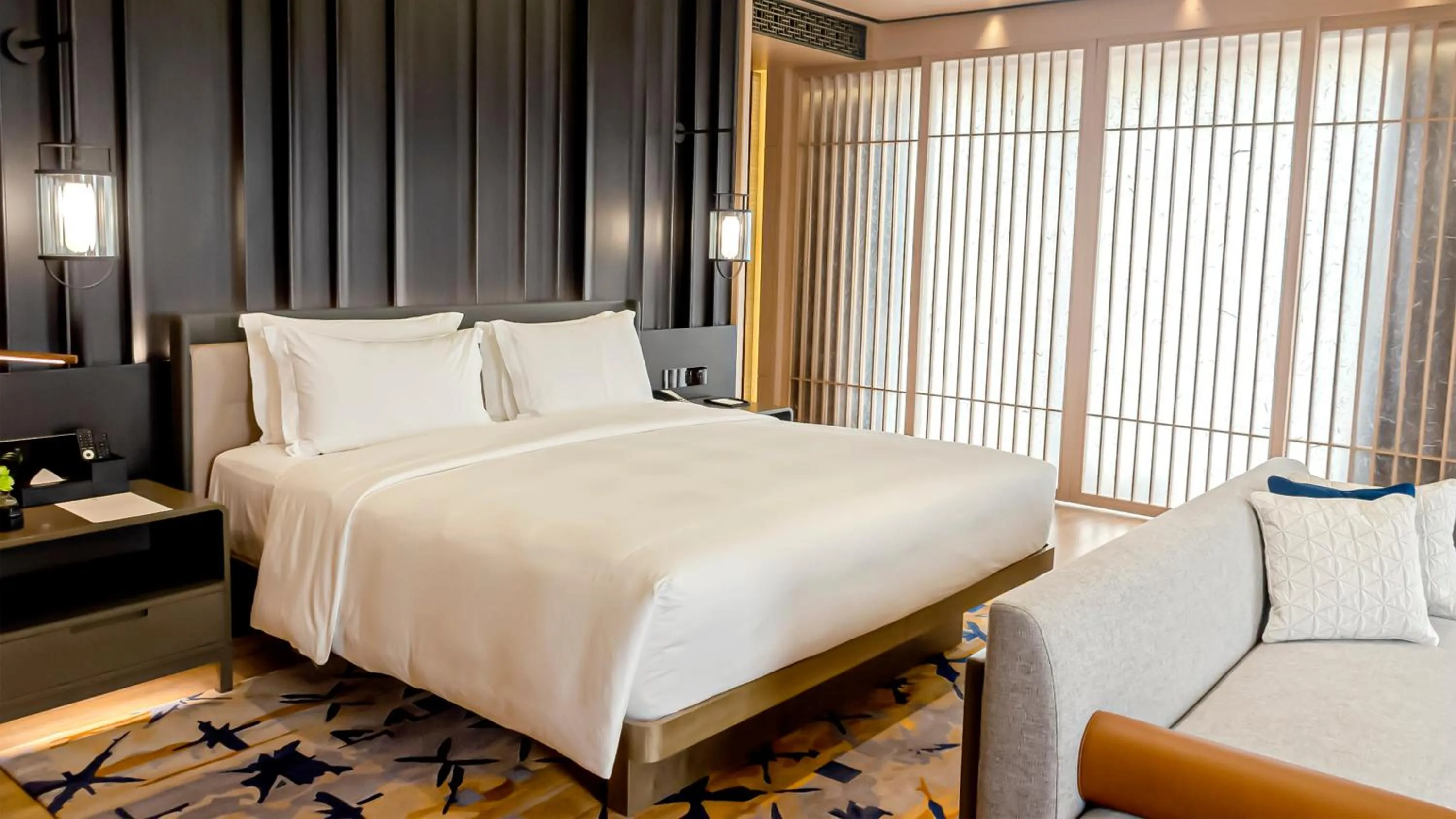 Bedroom, Bed in Hotel Okura Manila at Newport World Resorts