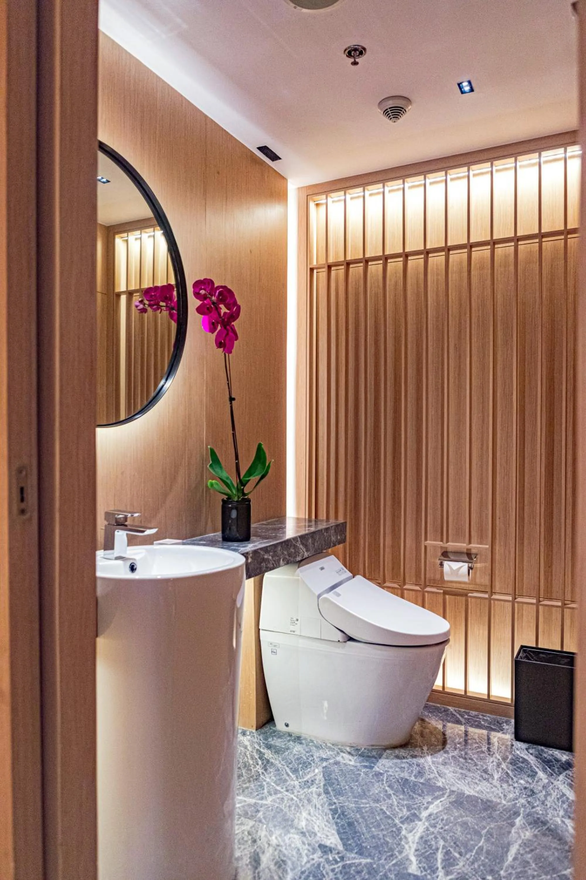 Toilet in Hotel Okura Manila at Newport World Resorts