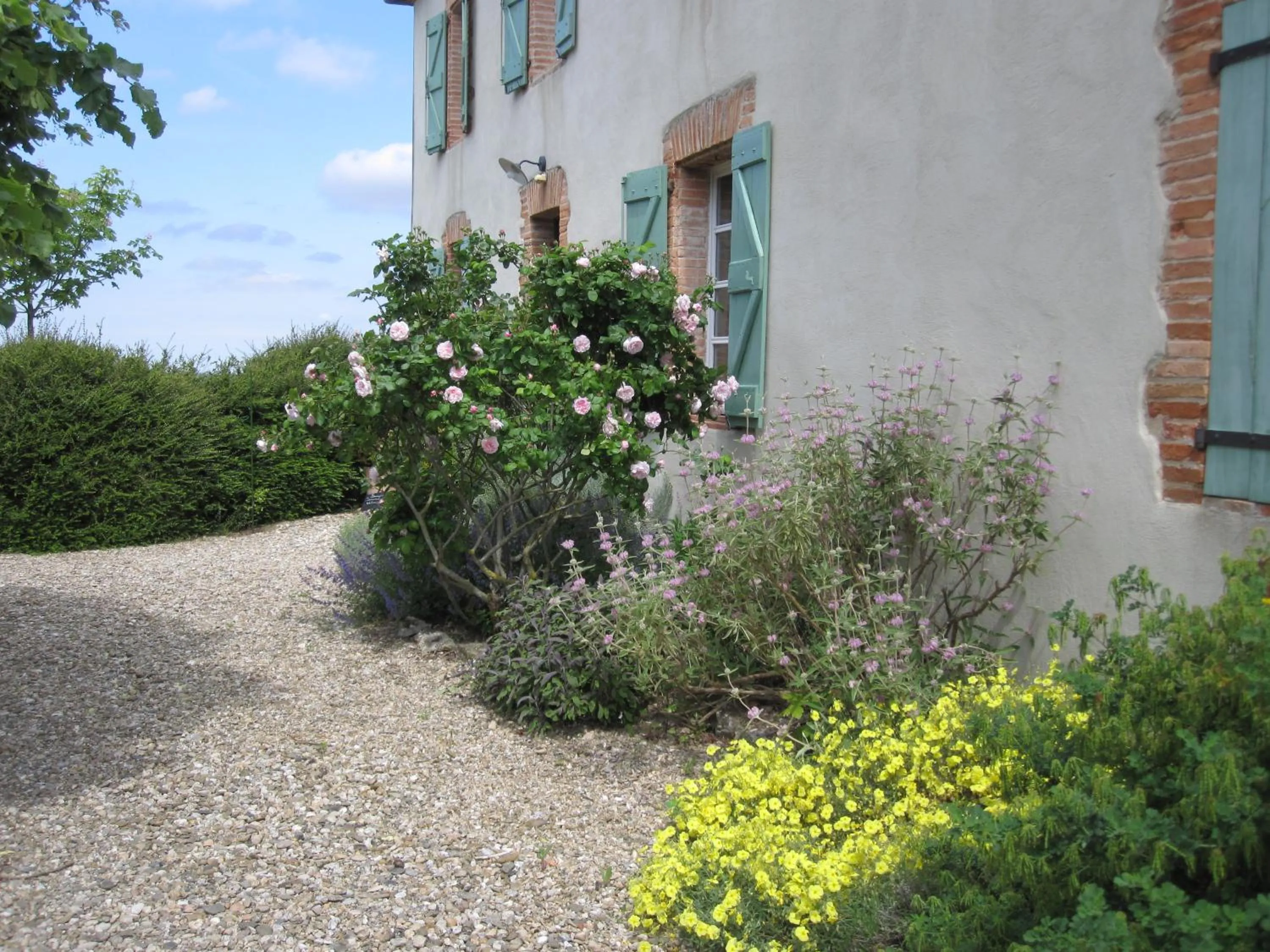 Facade/entrance in Bellegarde