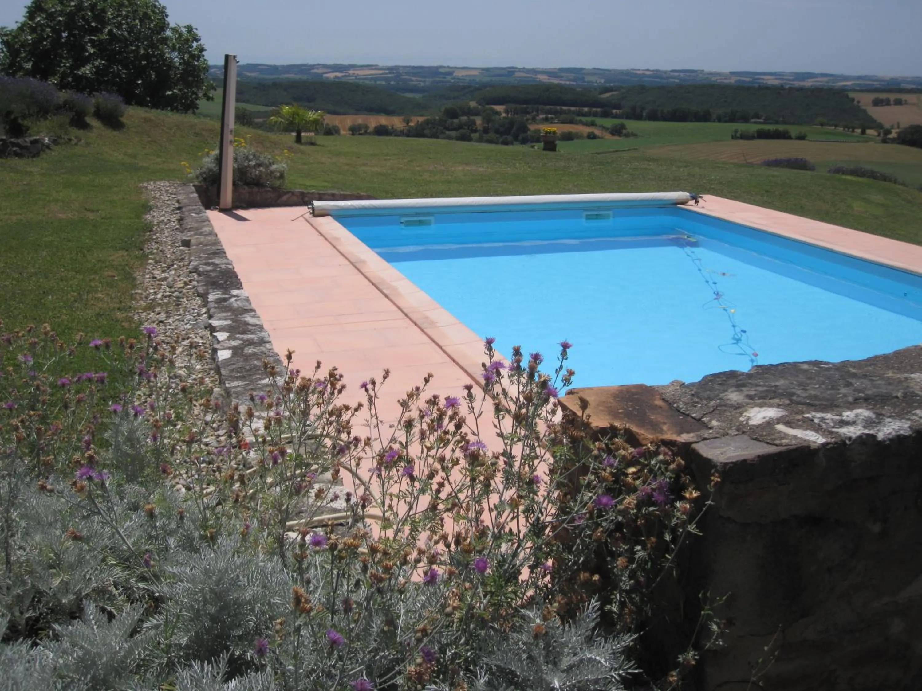 Swimming pool in Bellegarde