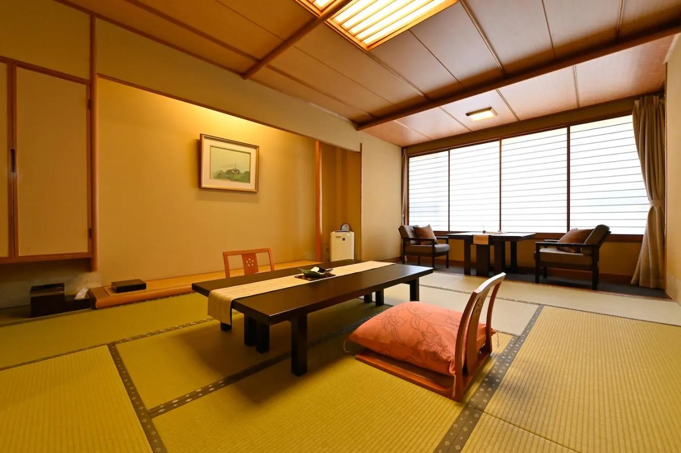 Photo of the whole room in taishoukaku