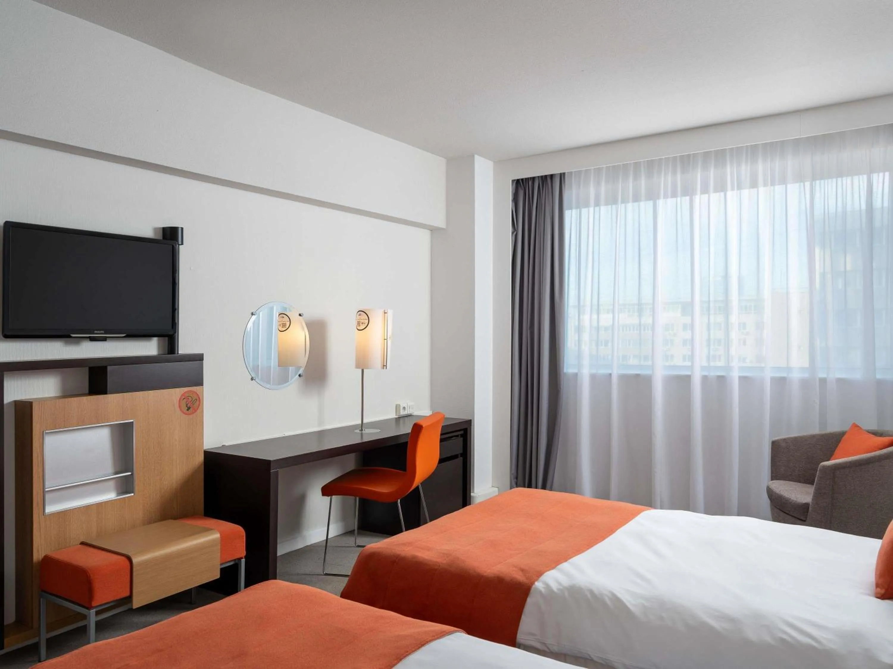 Bedroom, Bed in Novotel Bucharest City Centre