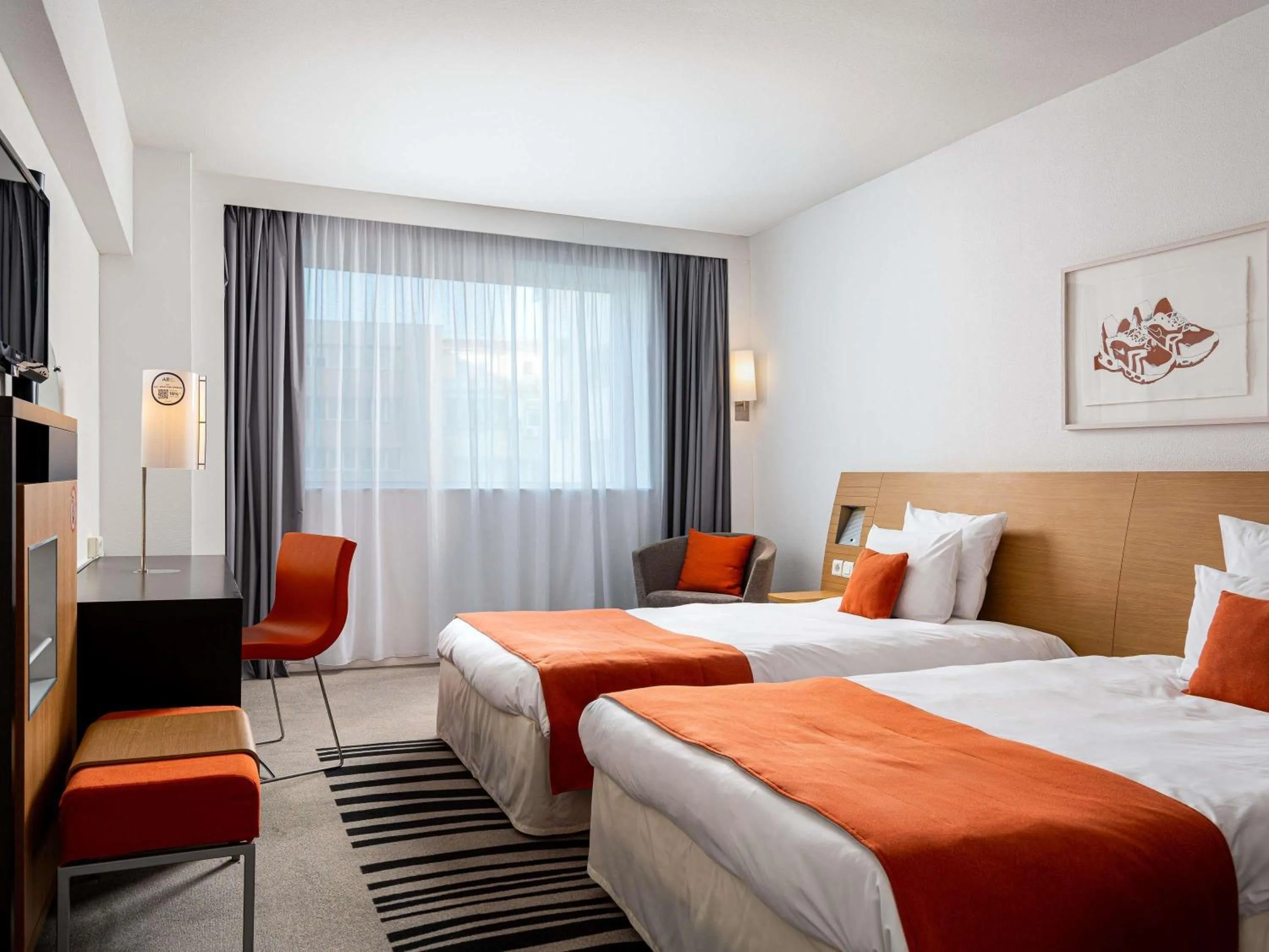 Bedroom, Bed in Novotel Bucharest City Centre