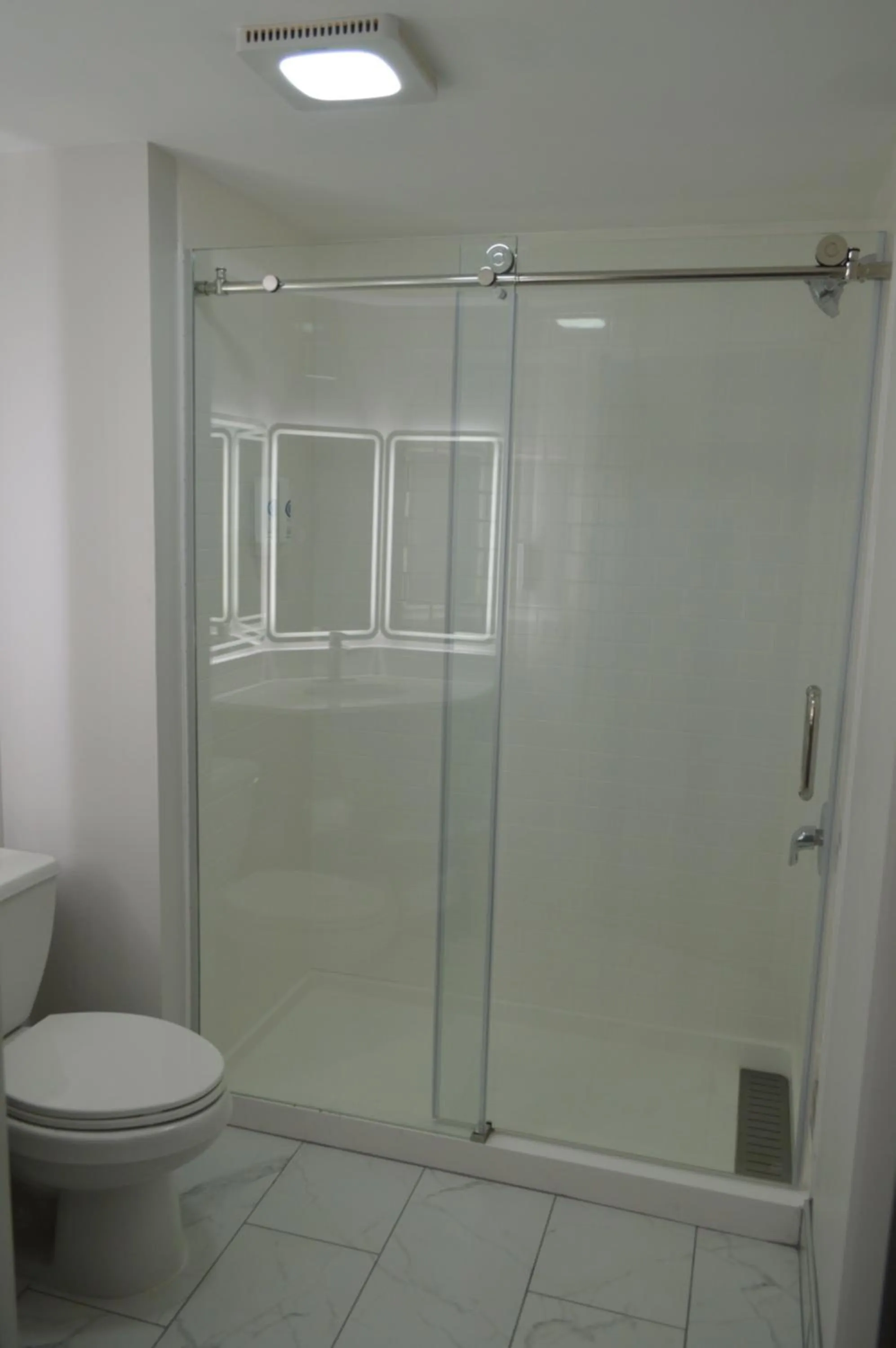 Bathroom in Comfort Inn & Suites Harrisburg-Hershey North