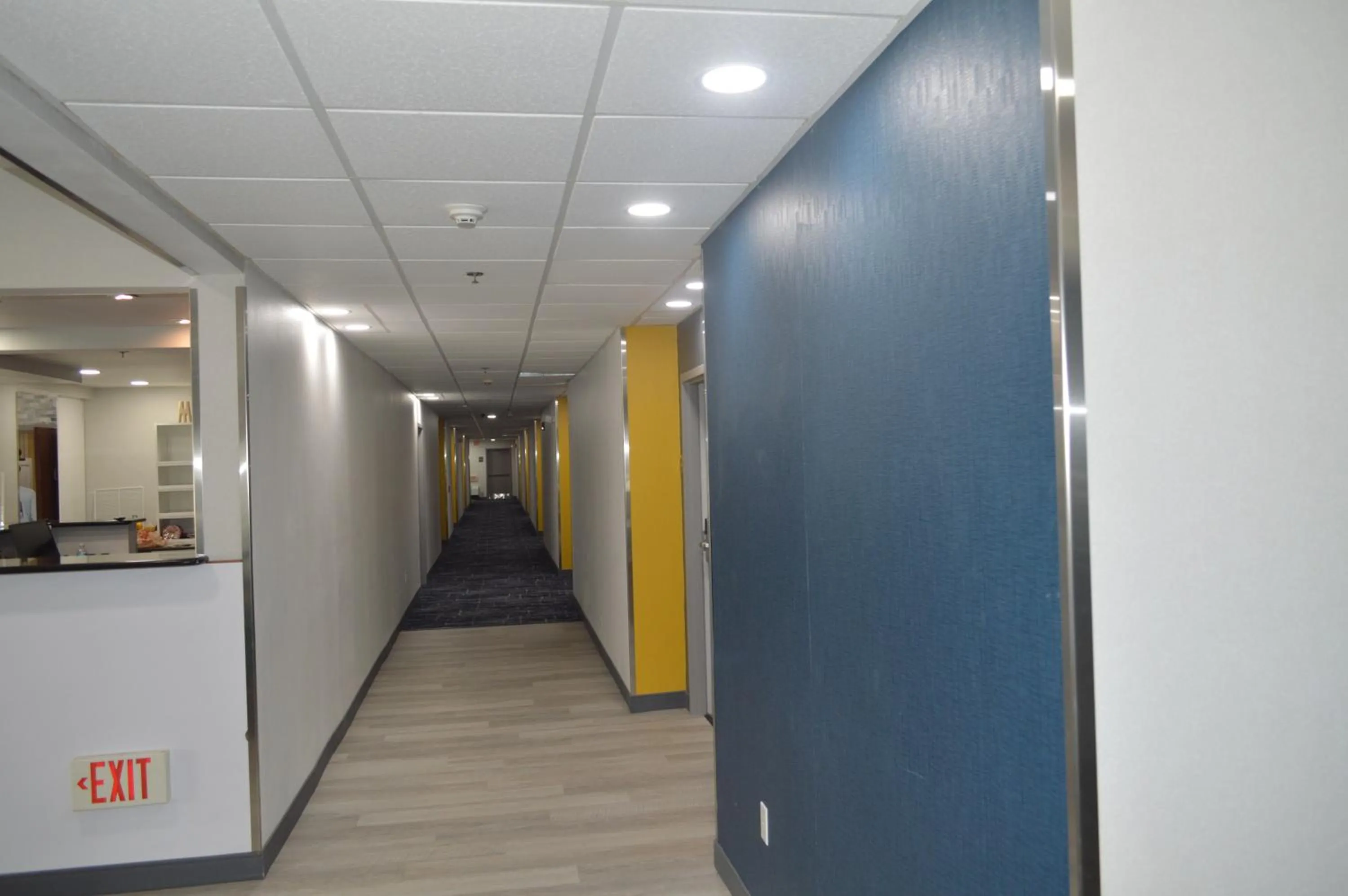 Property building in Comfort Inn & Suites Harrisburg-Hershey North