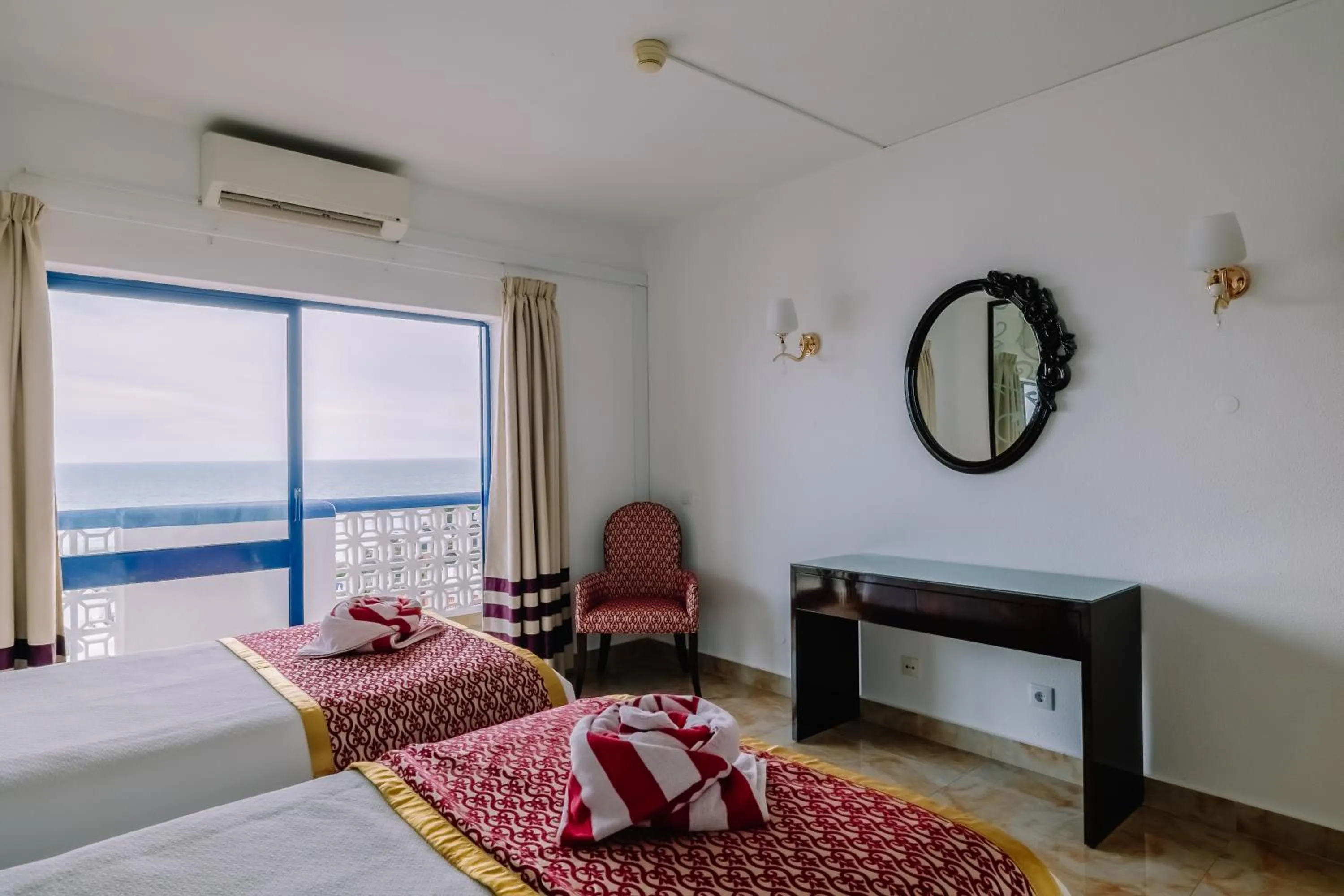 Bedroom, Bed in Grand Muthu Oura View Beach Club