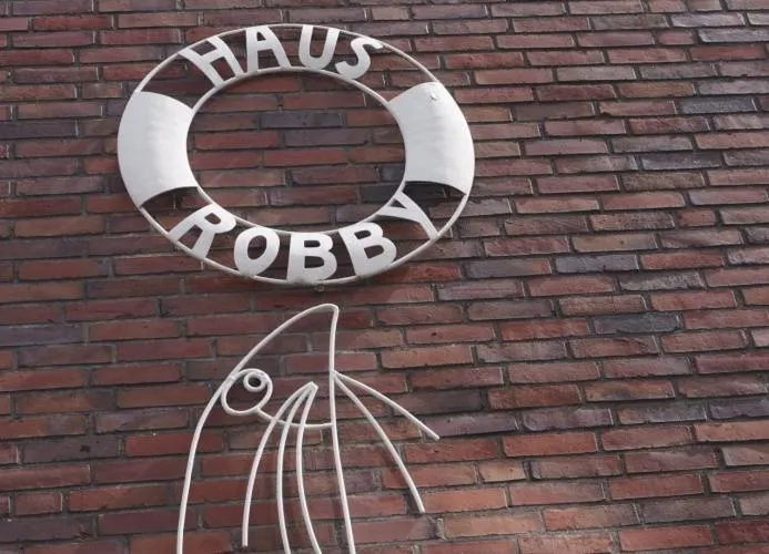 Robby 6 - Strandnahe, ruhige Ferienwohnung mit Balkon