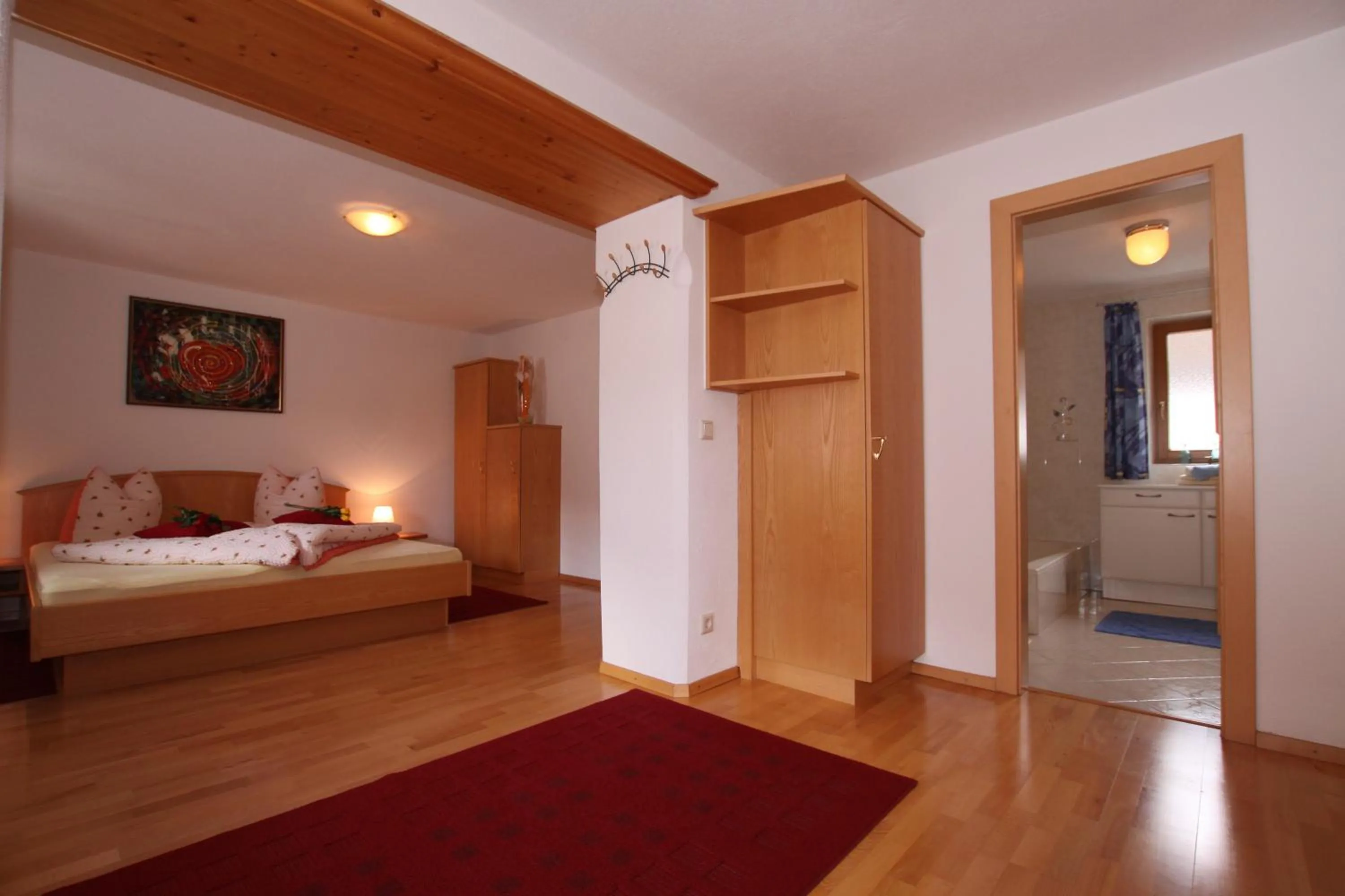 Photo of the whole room, Bed in Apart Alte Straße