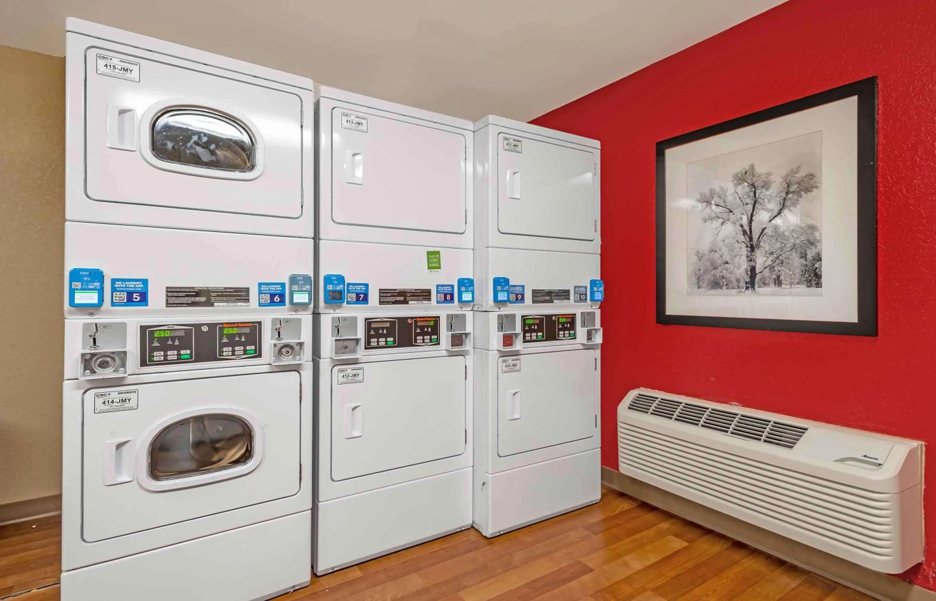 Property building in Extended Stay America Suites - Princeton - South Brunswick