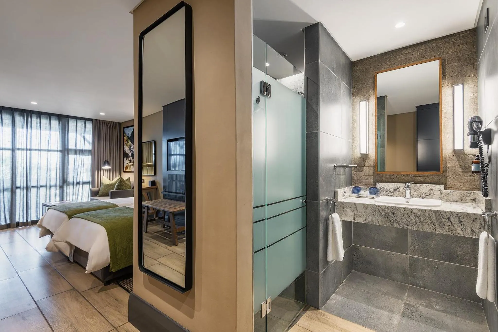 Shower, Bed in Midgard