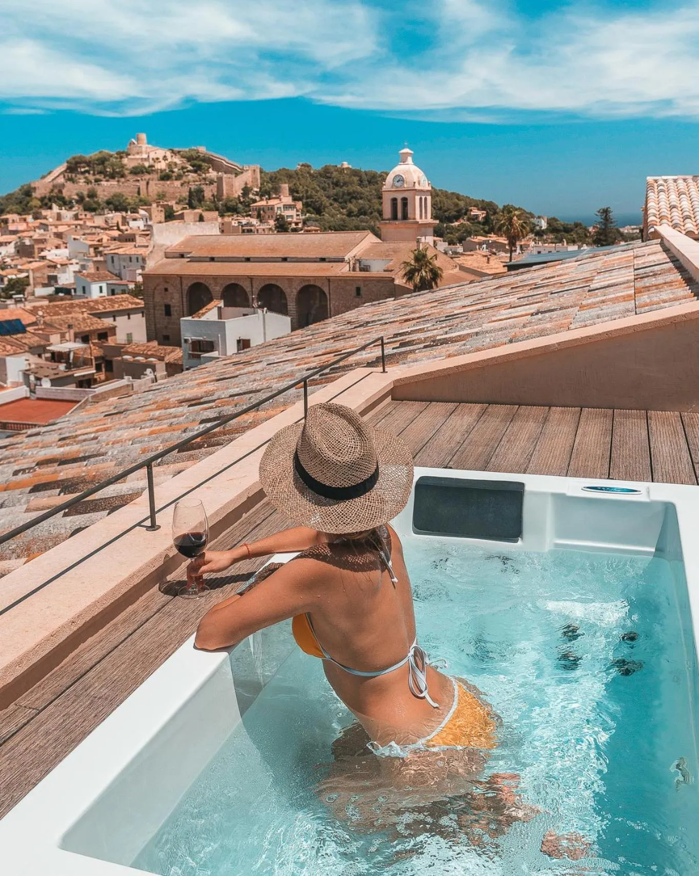 Hot Tub in Hotel Creu de Tau Art&Spa-Adults only