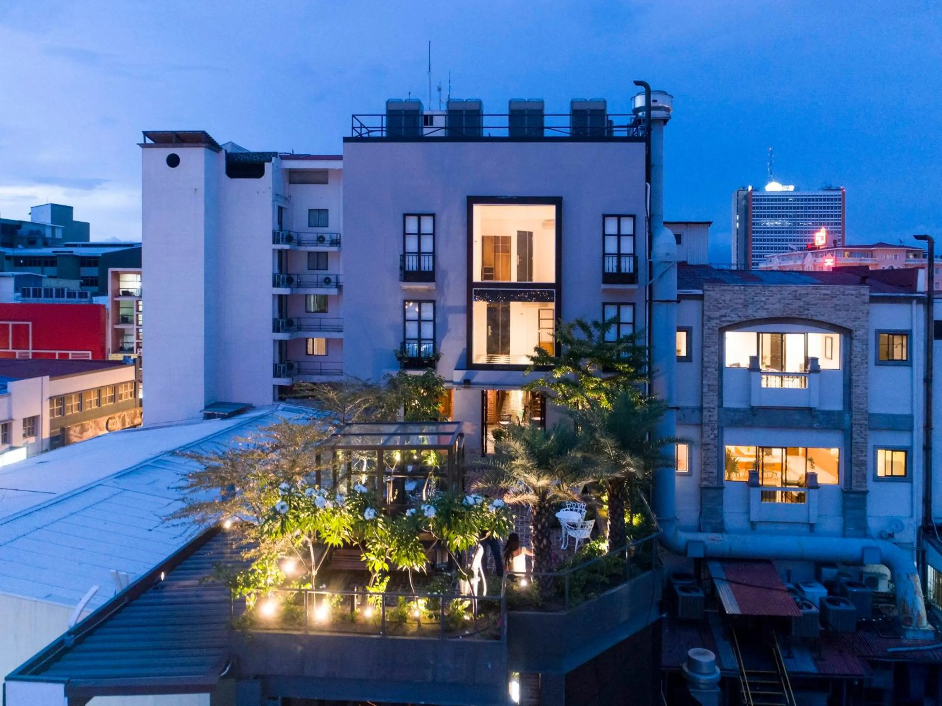 Property building in Hotel Presidente