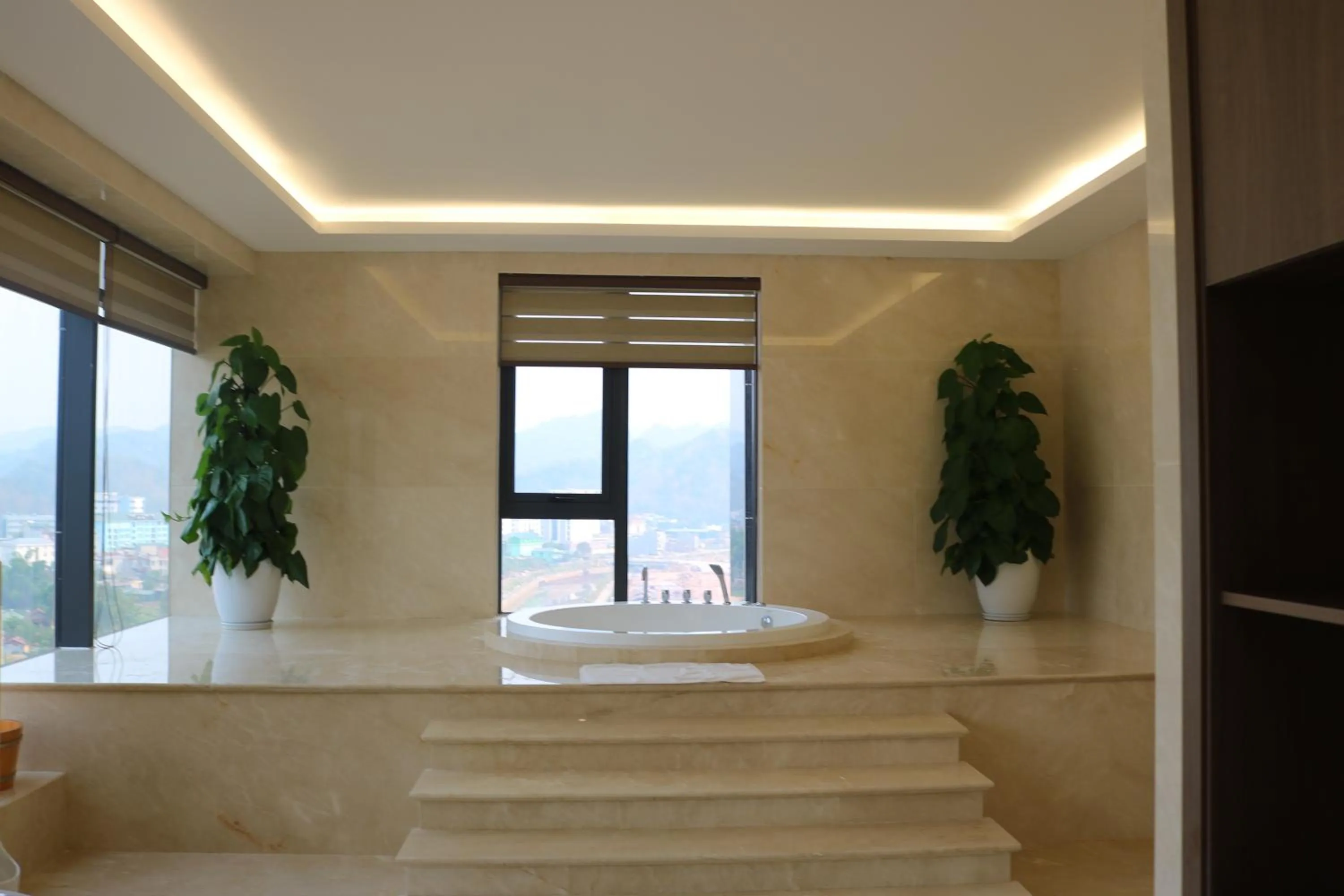 Bath in Muong Thanh Luxury Son La