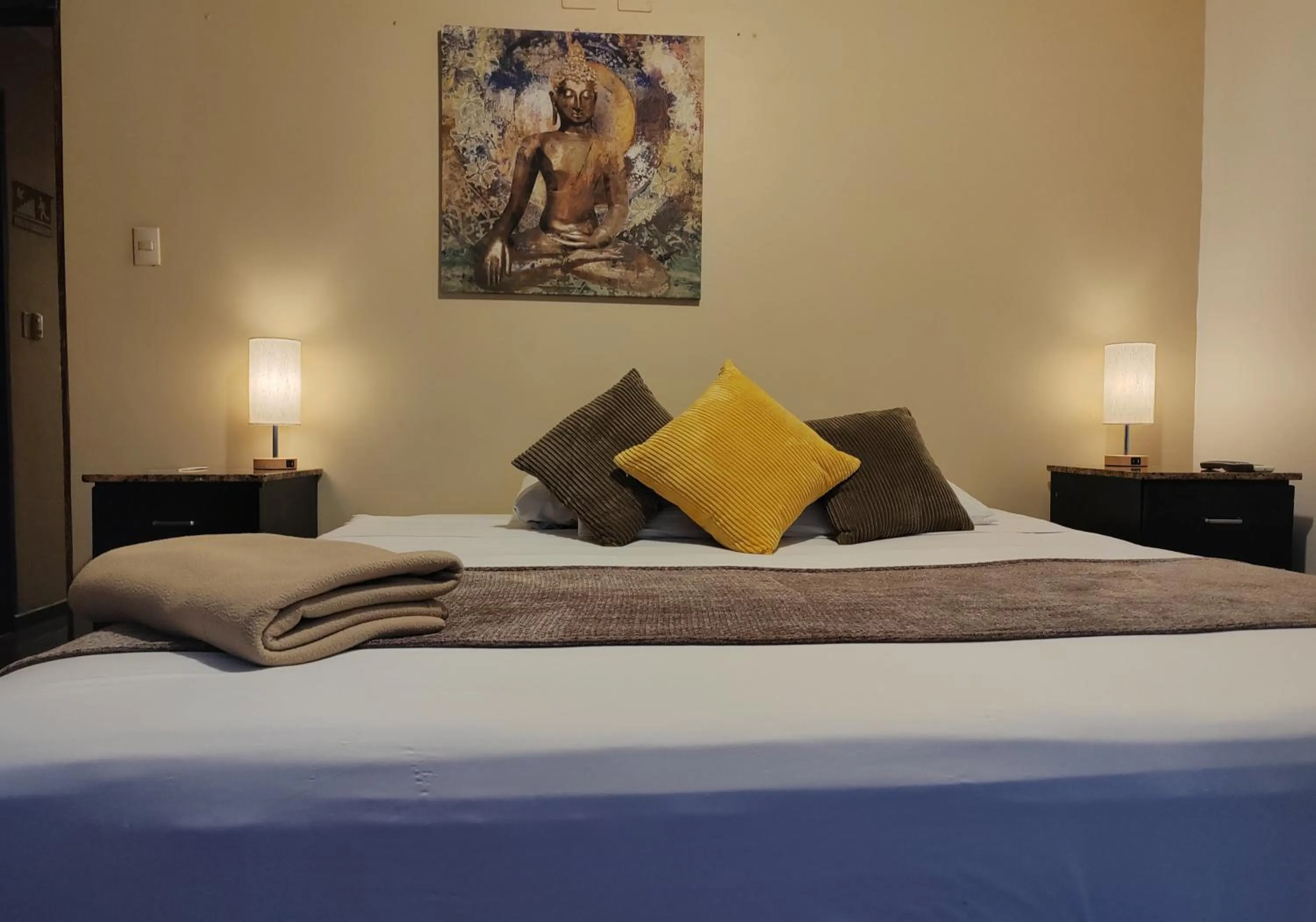 Photo of the whole room, Bed in Hotel Casa Colon