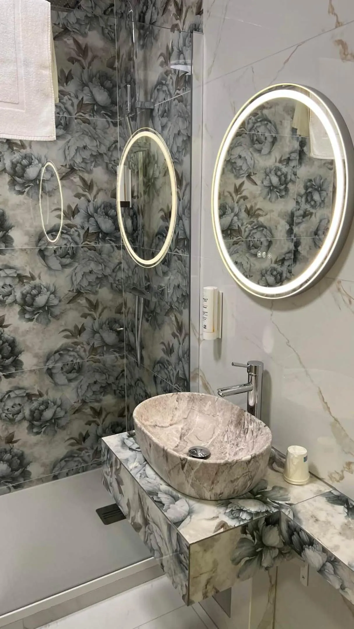 Contact Hôtel Le Continental