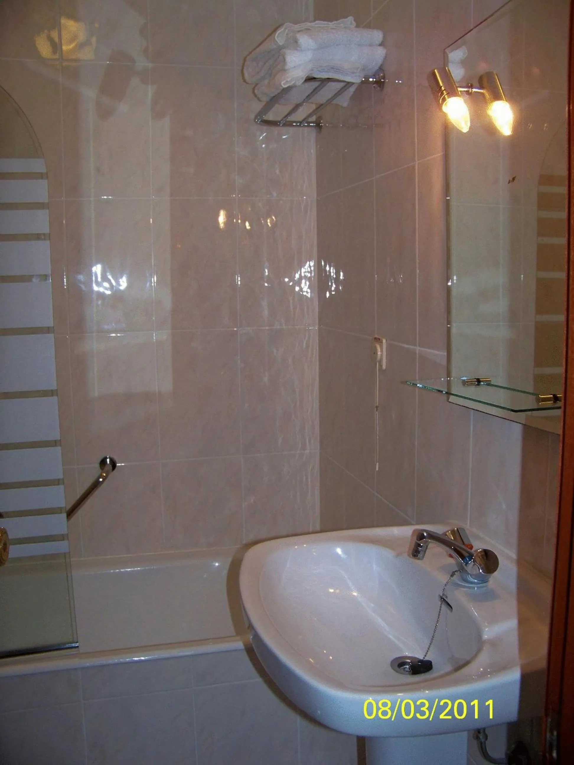 Bathroom in Hotel Mira Rio