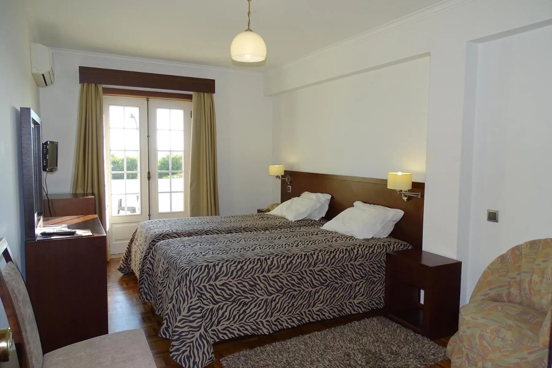 Photo of the whole room, Bed in Hotel Mira Rio