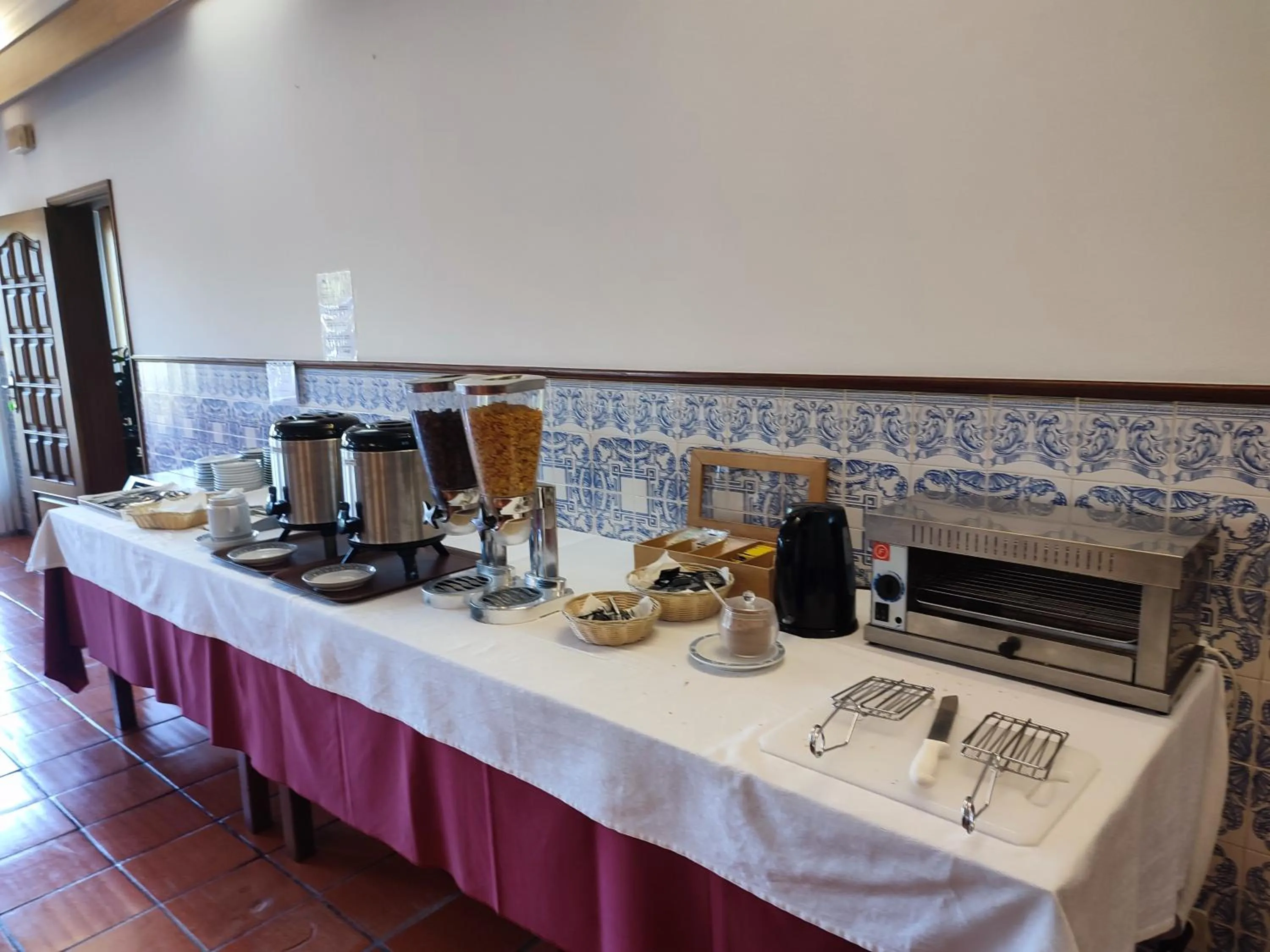 Continental breakfast in Hotel Mira Rio