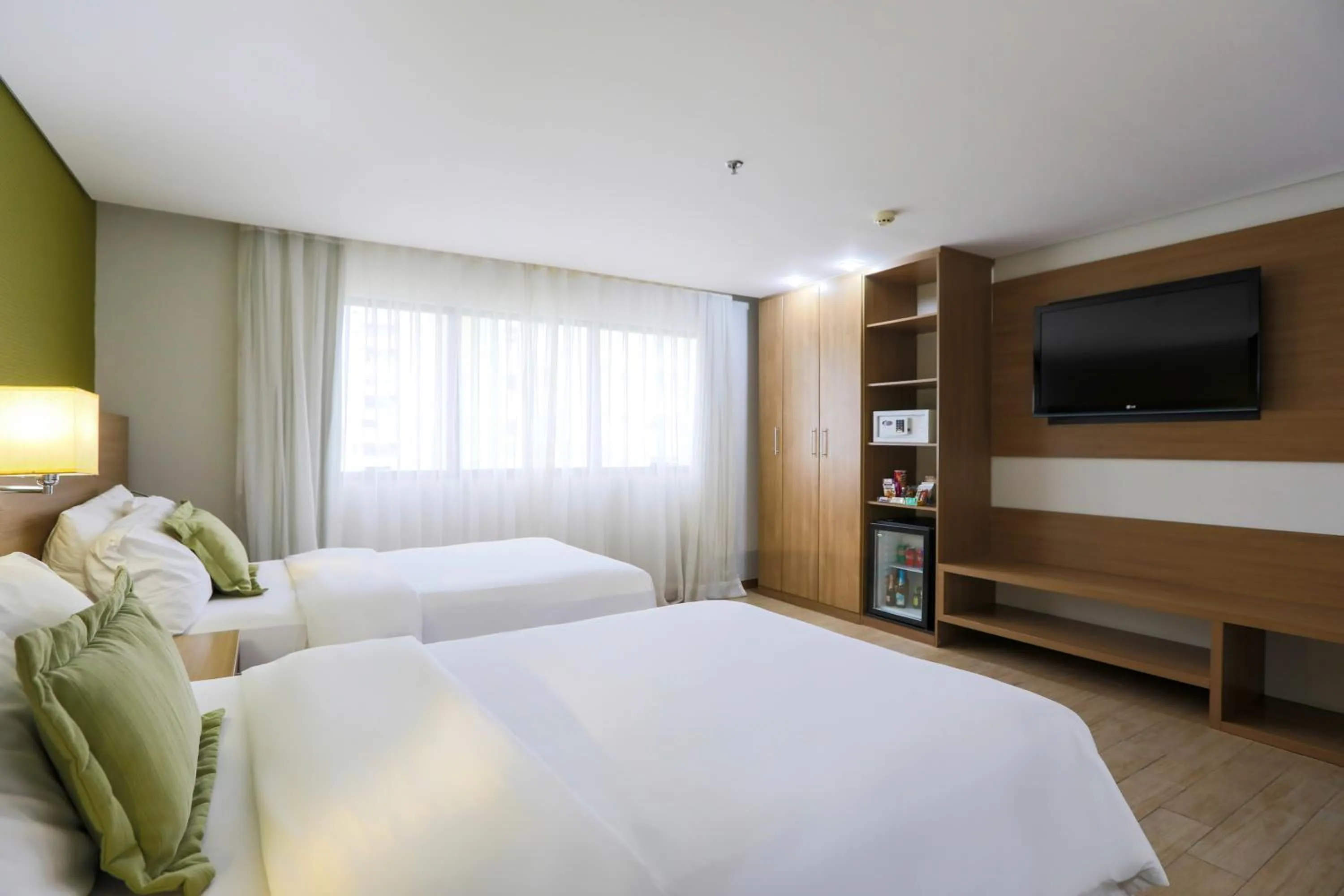 Photo of the whole room, Bed in Radisson Hotel Belém