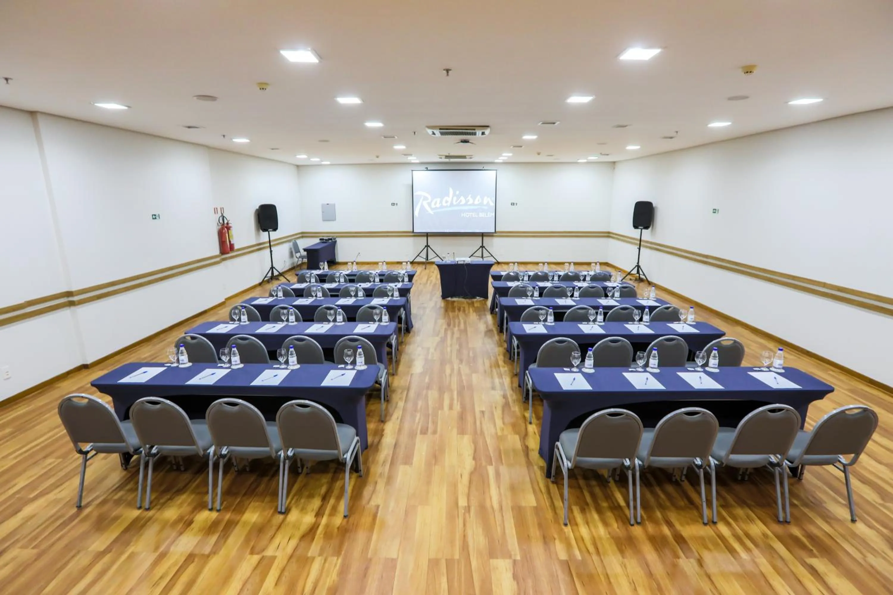 Business facilities in Radisson Hotel Belém