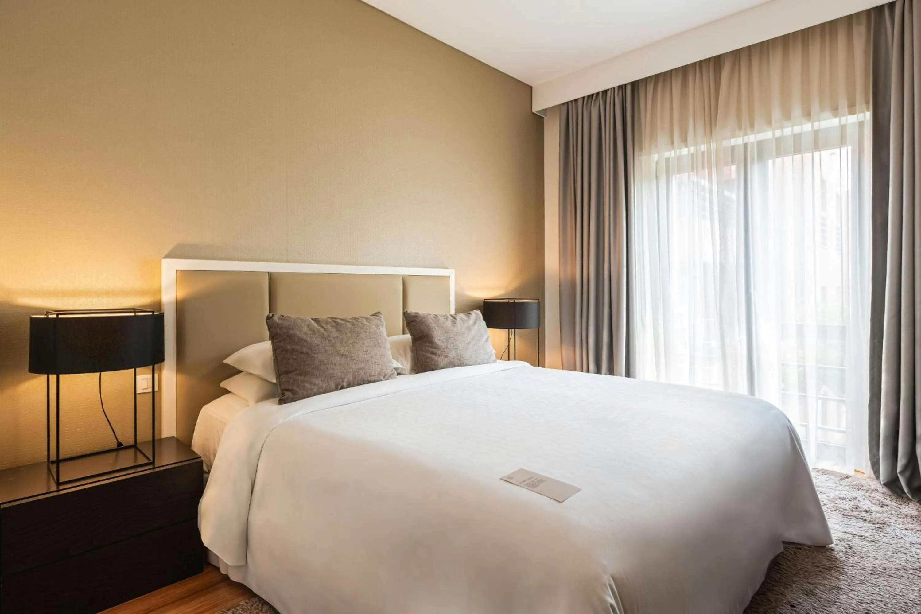 Bedroom, Bed in Sheraton Cascais Resort - Hotel & Residences