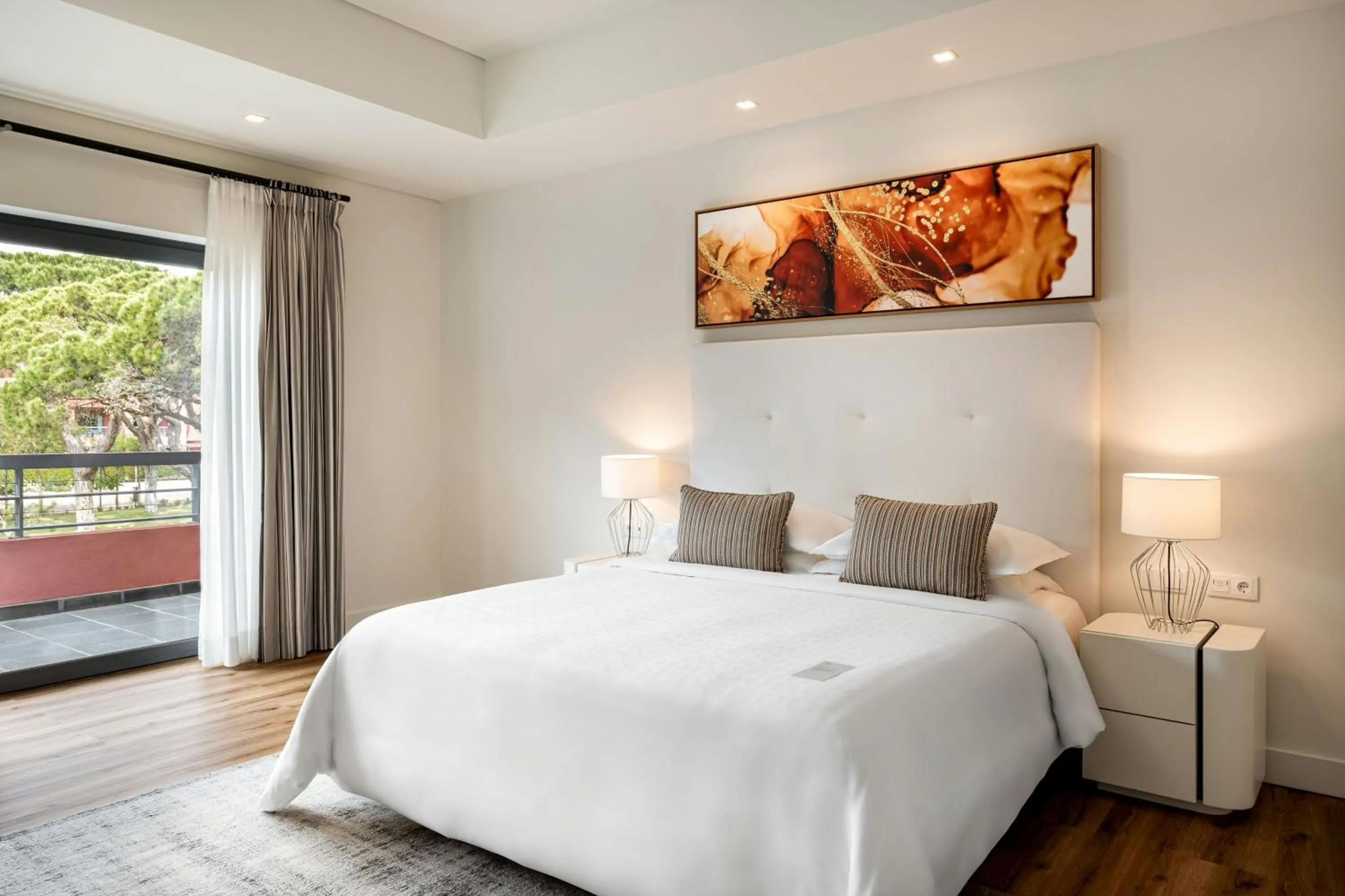 Photo of the whole room, Bed in Sheraton Cascais Resort - Hotel & Residences