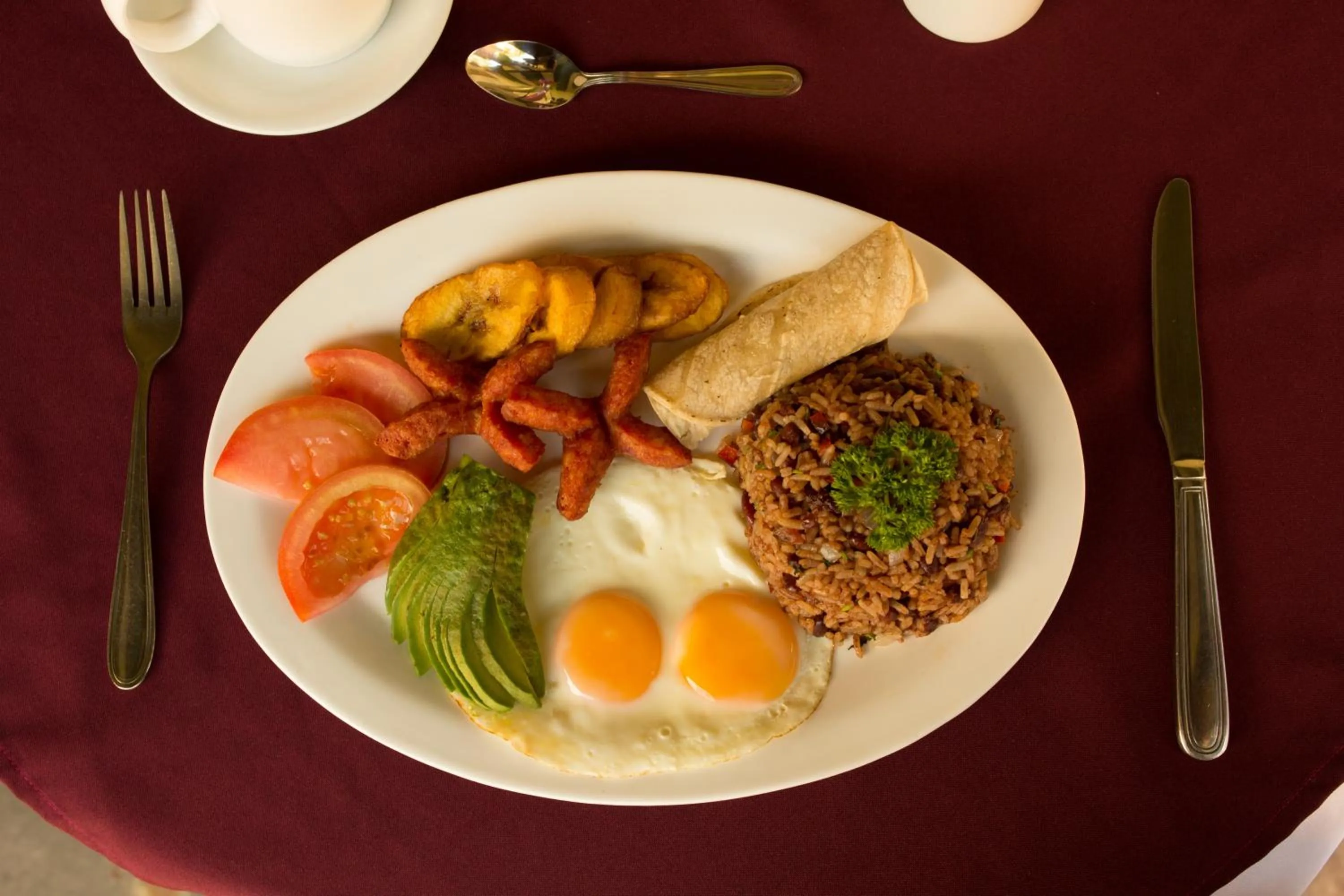 Breakfast in Club del Mar Oceanfront