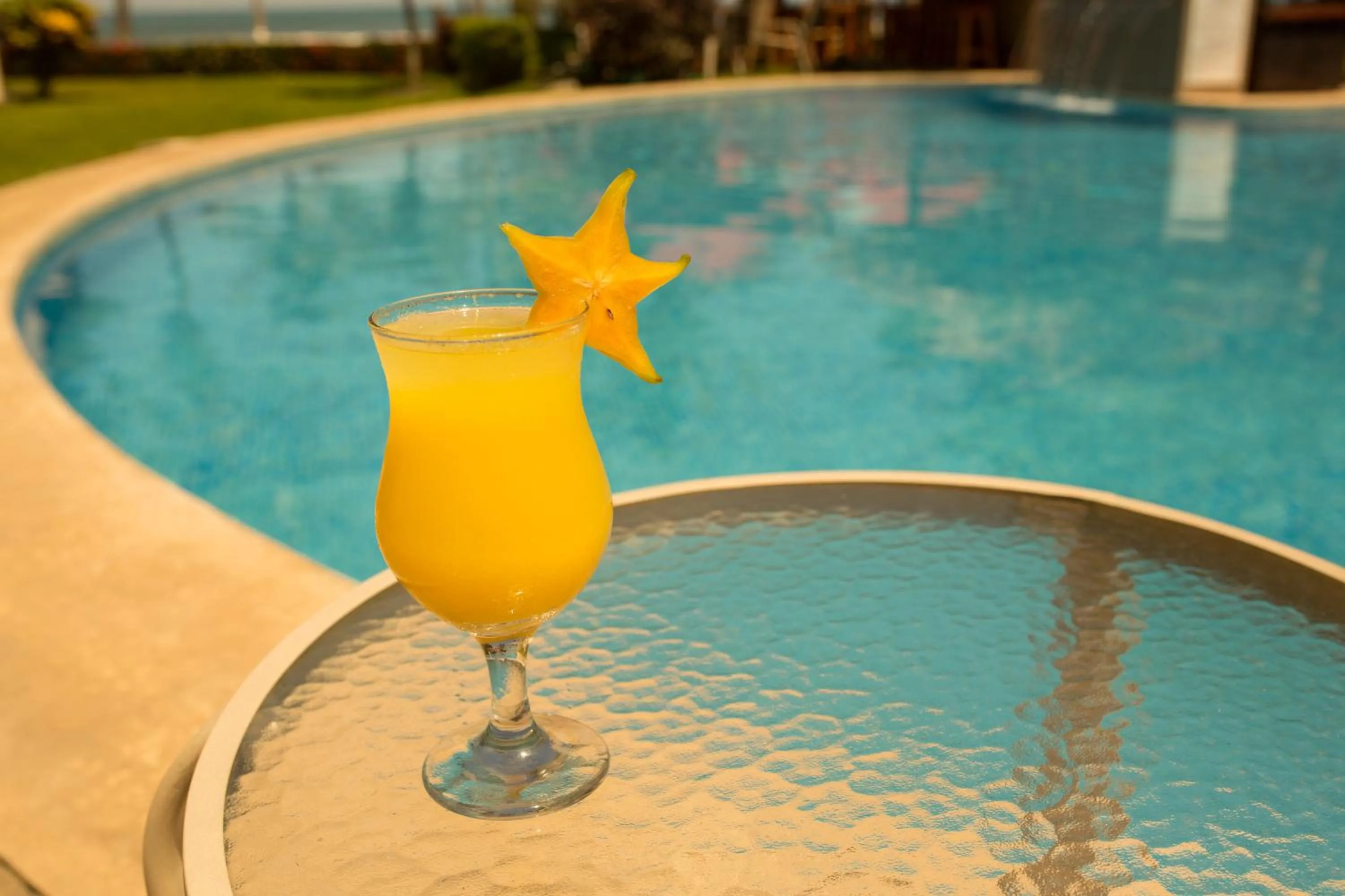 Swimming pool in Club del Mar Oceanfront