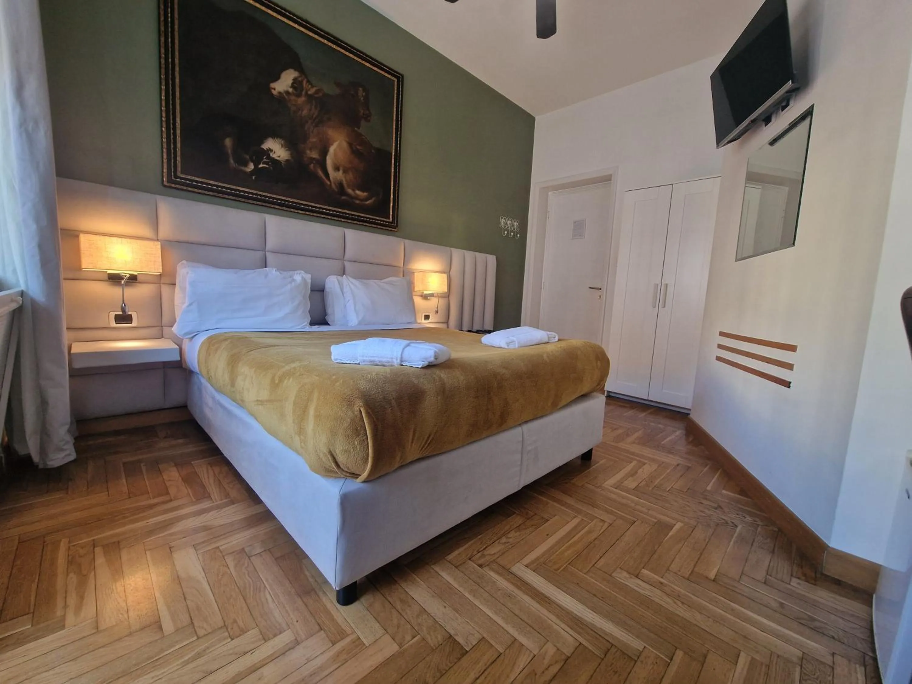 Bedroom, Bed in Sweet Home Parioli