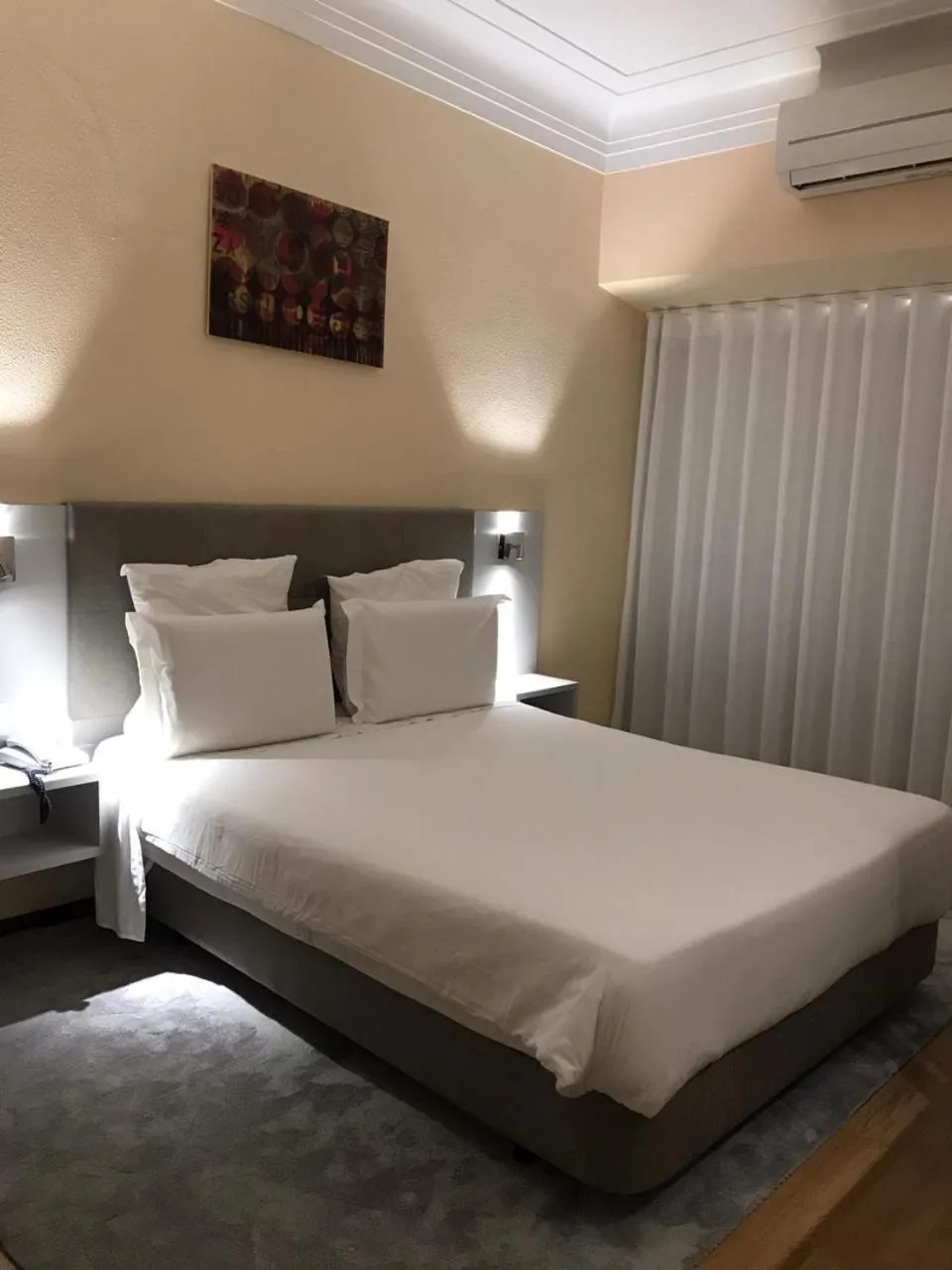 Bed in Hotel Excelsior