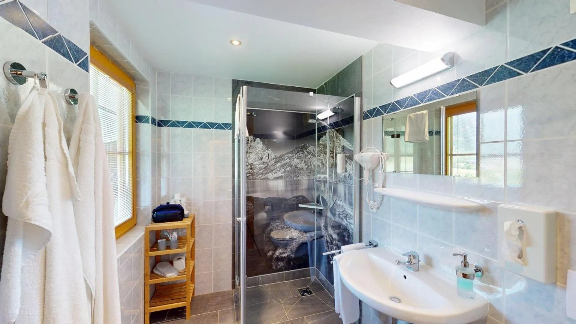 Bathroom in Hotel - Restaurant - Sonnblick