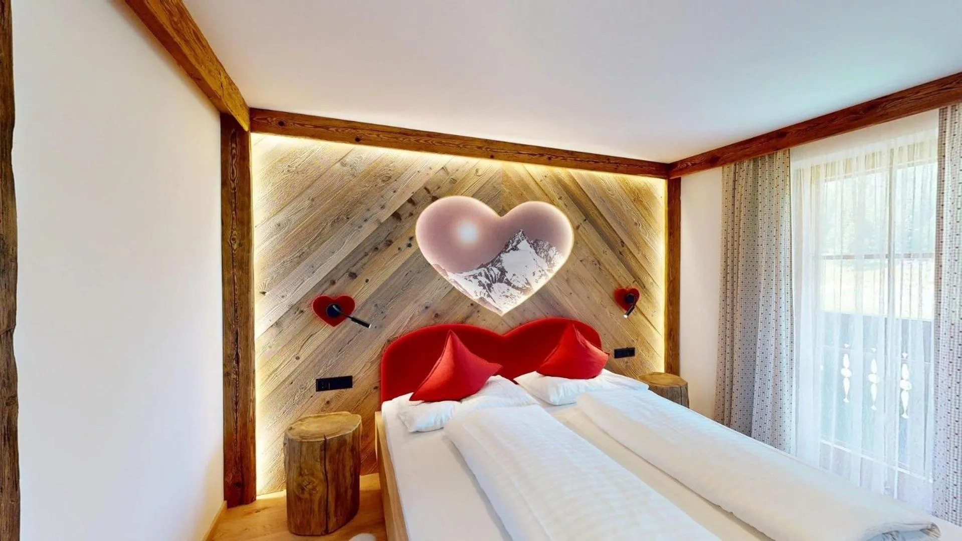 Bedroom, Bed in Hotel - Restaurant - Sonnblick