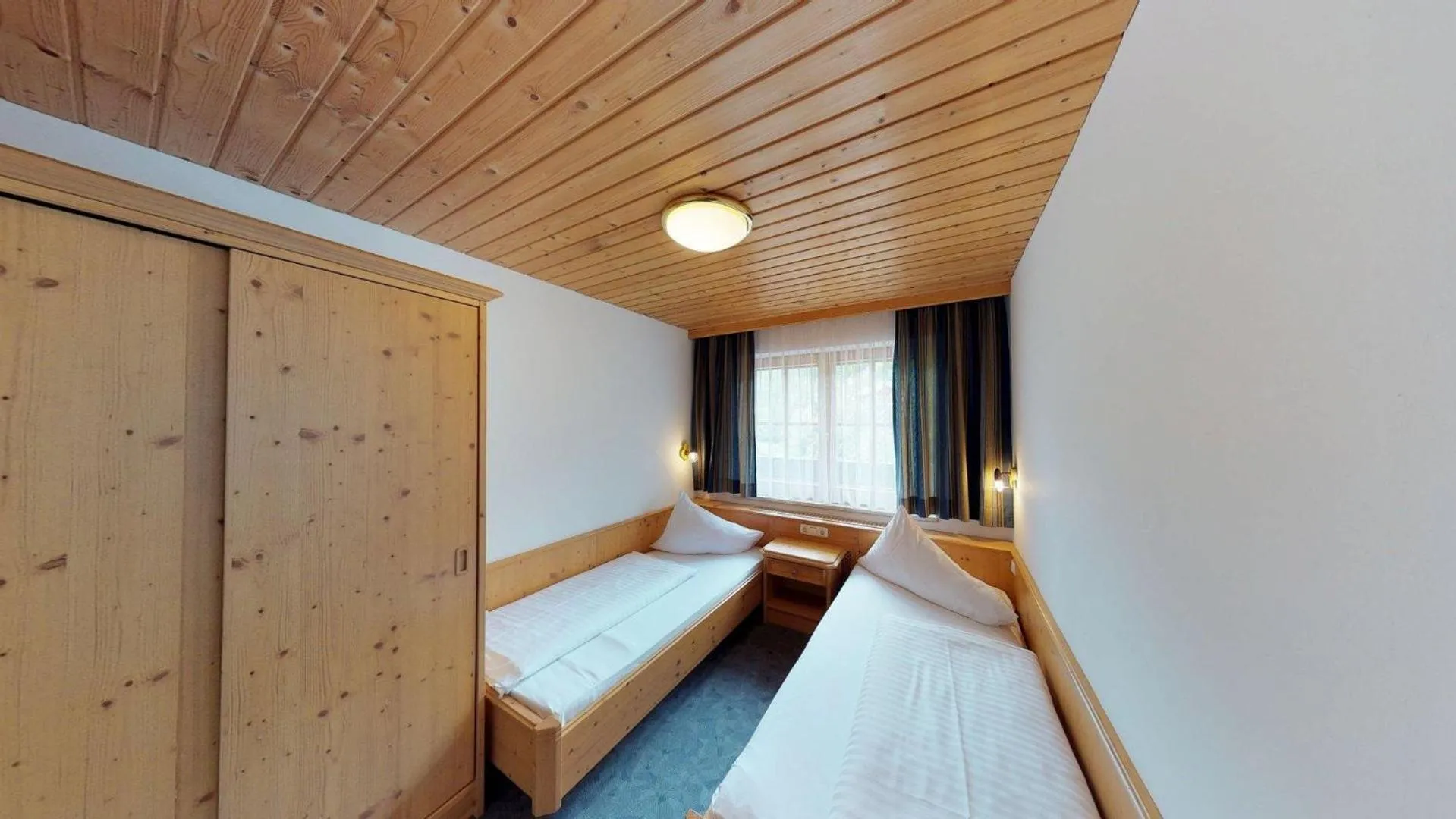 Bed in Hotel - Restaurant - Sonnblick