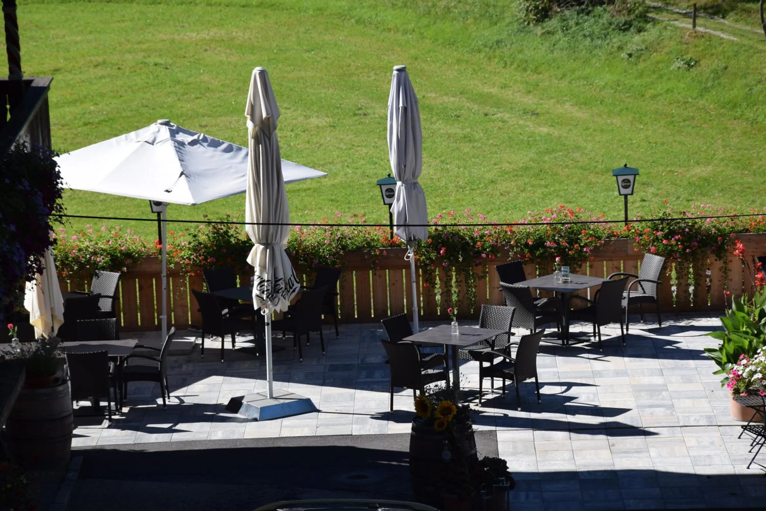 Balcony/Terrace in Hotel - Restaurant - Sonnblick